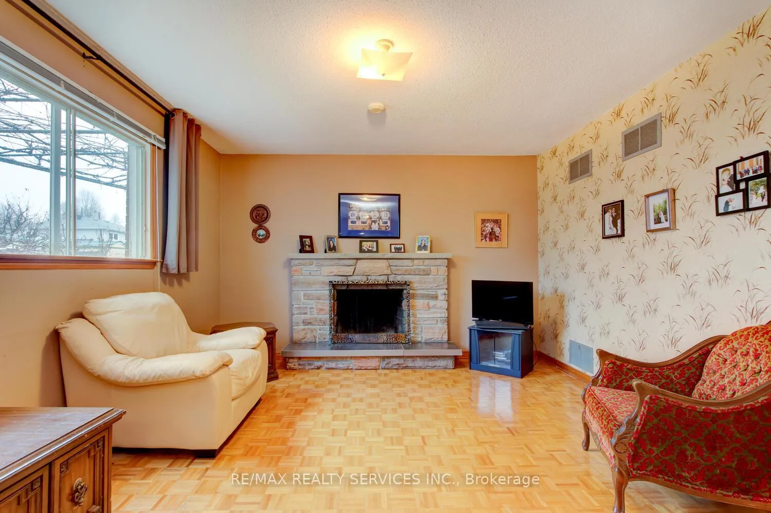 Photo 27 of 78 Massey Street, Brampton, Central Park — HOMEH
