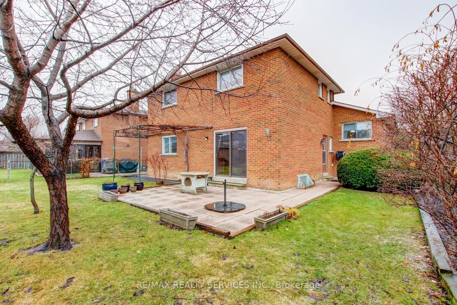 Photo 46 of 78 Massey Street, Brampton, Central Park — HOMEH