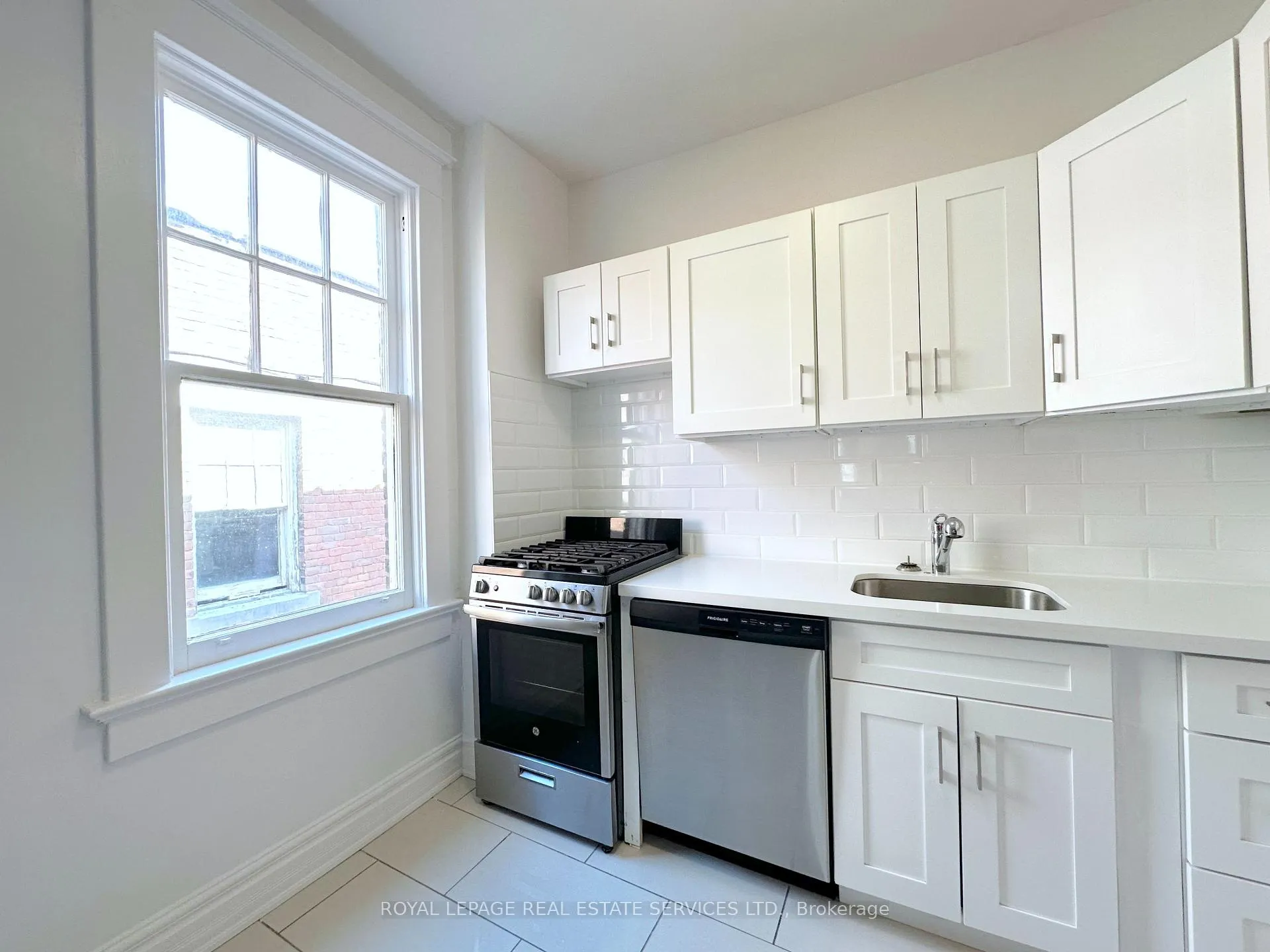 Photo 5 of Unit H, 1 Glen Road, Toronto, North St. James Town — HOMEH