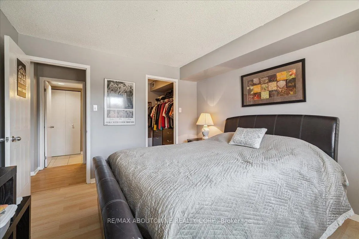 Photo 12 of Unit 1622, 1480 Pilgrims Way, Oakville, Glen Abbey — HOMEH