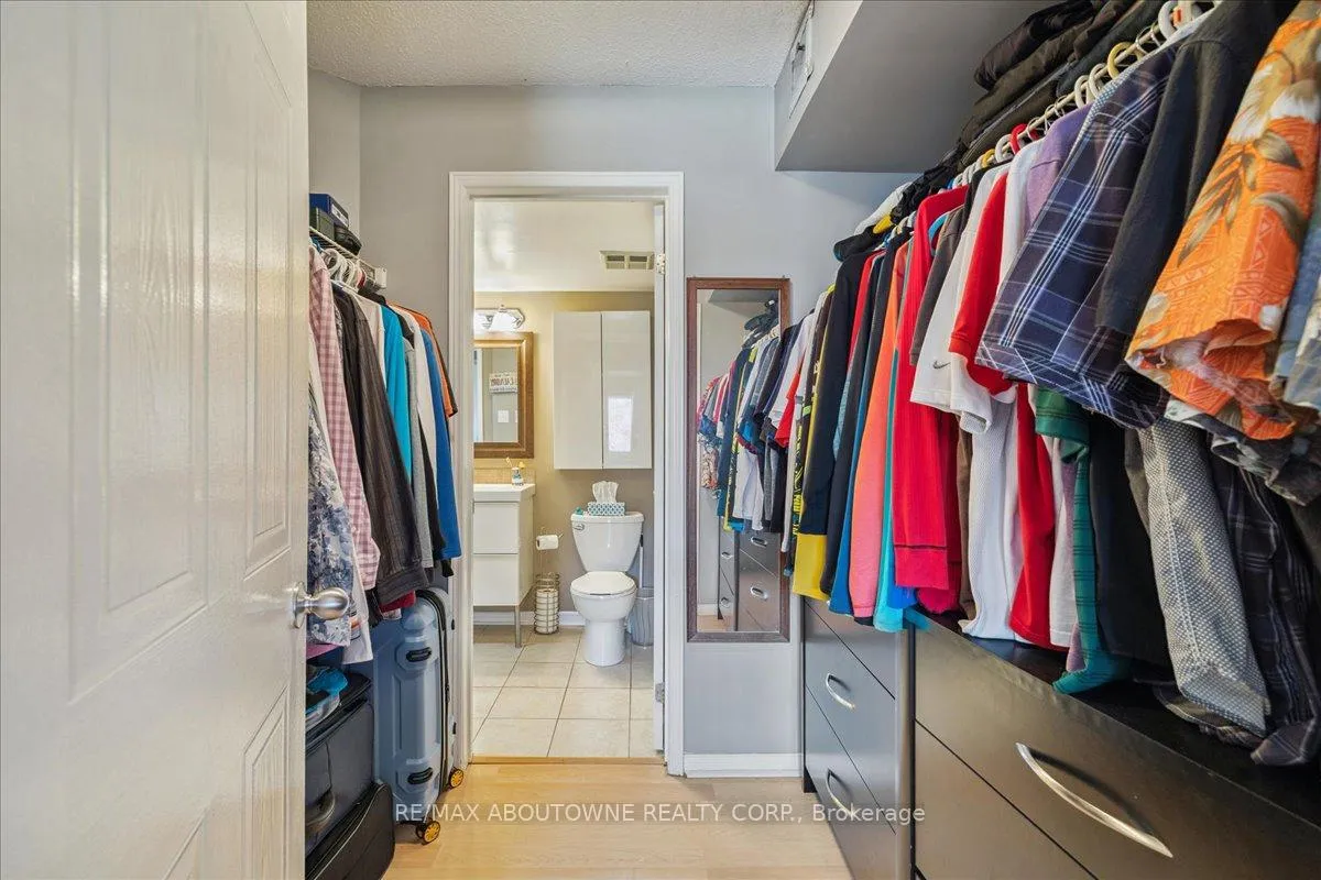 Photo 13 of Unit 1622, 1480 Pilgrims Way, Oakville, Glen Abbey — HOMEH