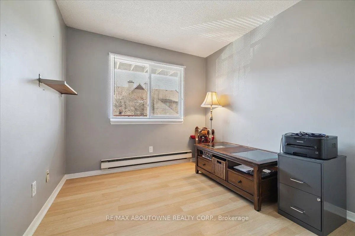 Photo 17 of Unit 1622, 1480 Pilgrims Way, Oakville, Glen Abbey — HOMEH