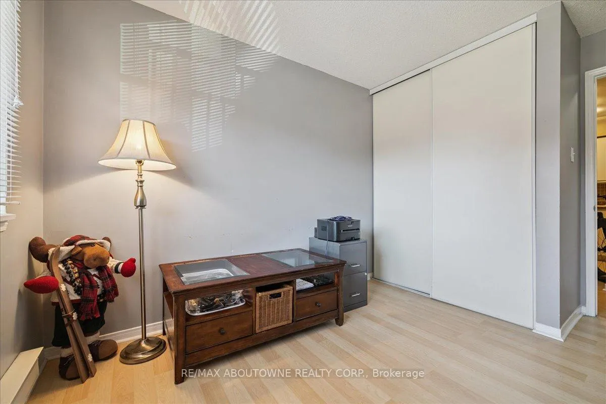 Photo 18 of Unit 1622, 1480 Pilgrims Way, Oakville, Glen Abbey — HOMEH