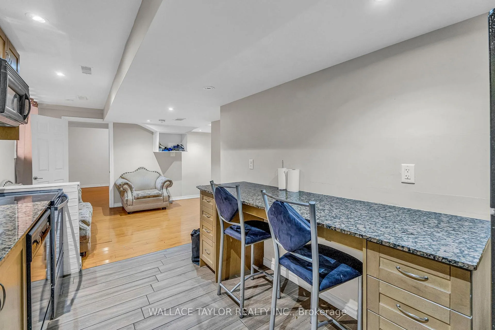 Photo 7 of Unit BSMT, 6 Notman Way, Brampton, Fletcher's Meadow — HOMEH