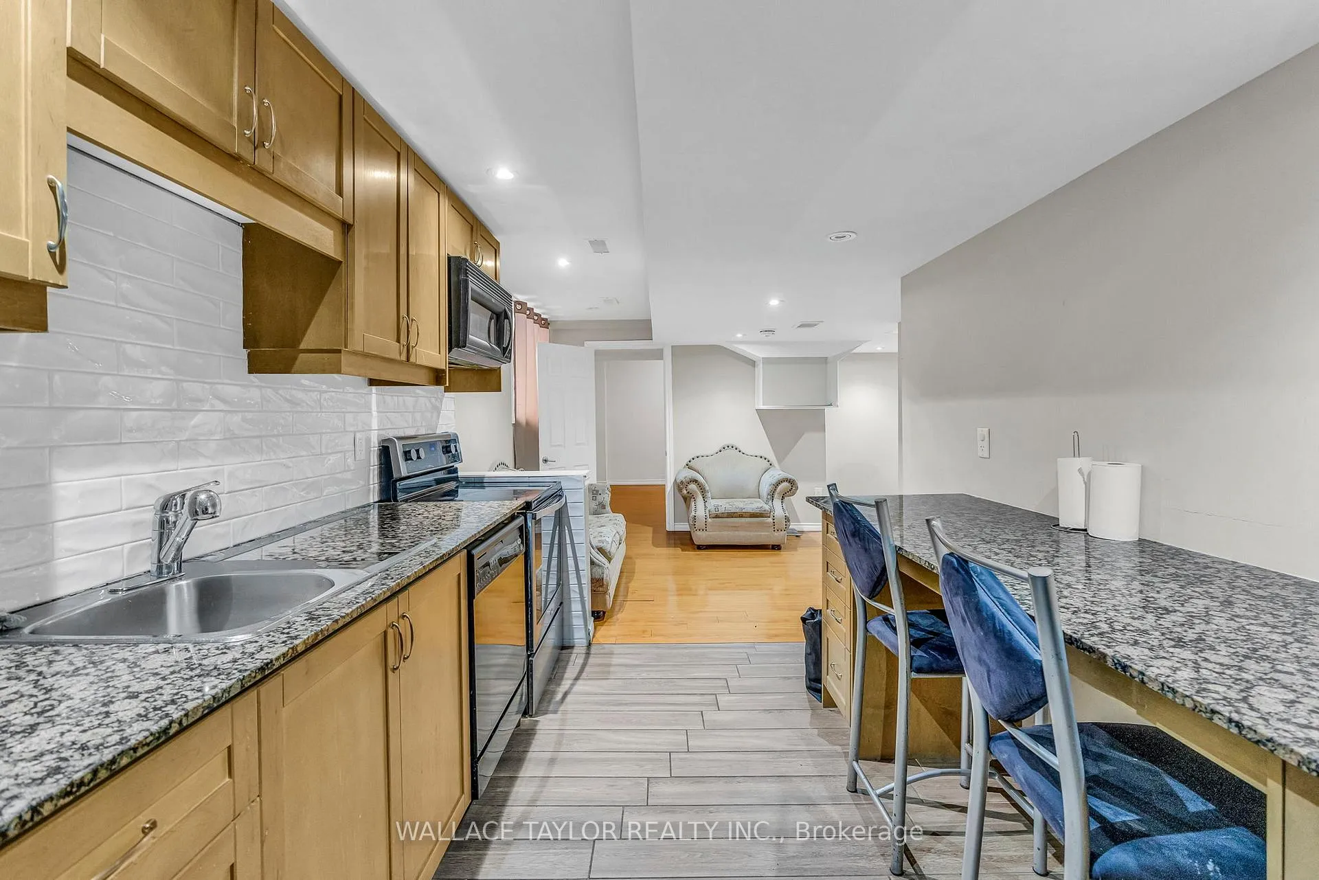 Photo 8 of Unit BSMT, 6 Notman Way, Brampton, Fletcher's Meadow — HOMEH