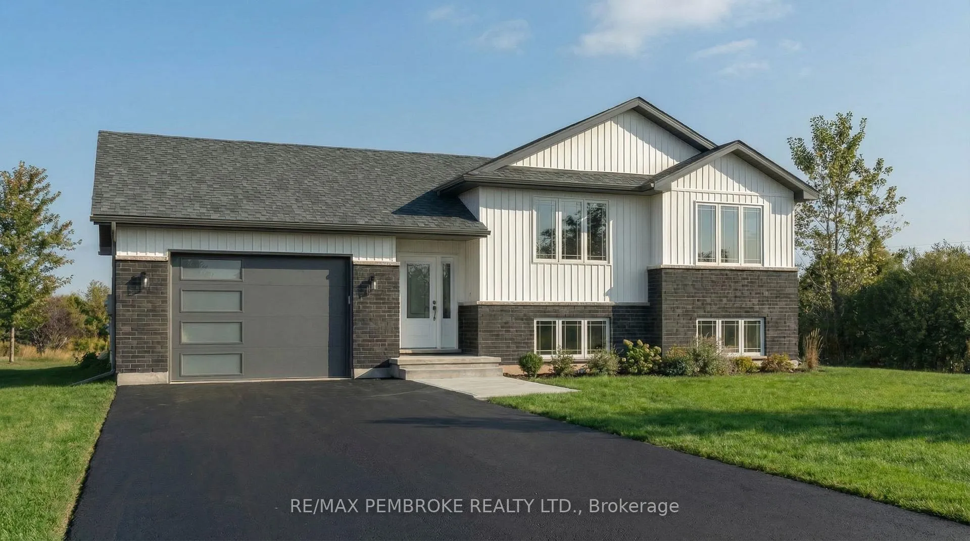 Photo 1 of 56 Eddy Crescent, Pembroke — HOMEH