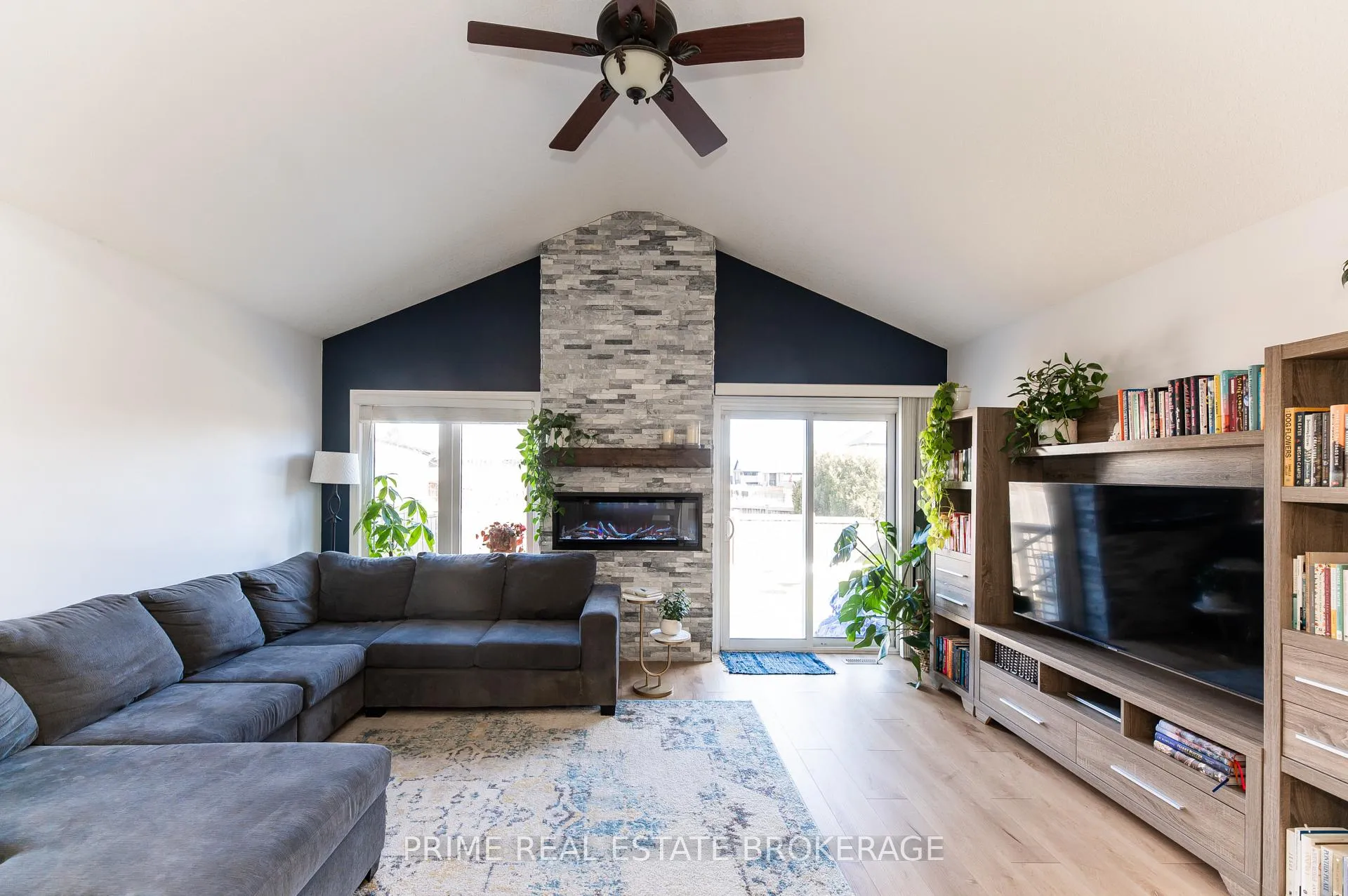 Photo 24 of 41 Pear Tree Avenue, St. Thomas — HOMEH