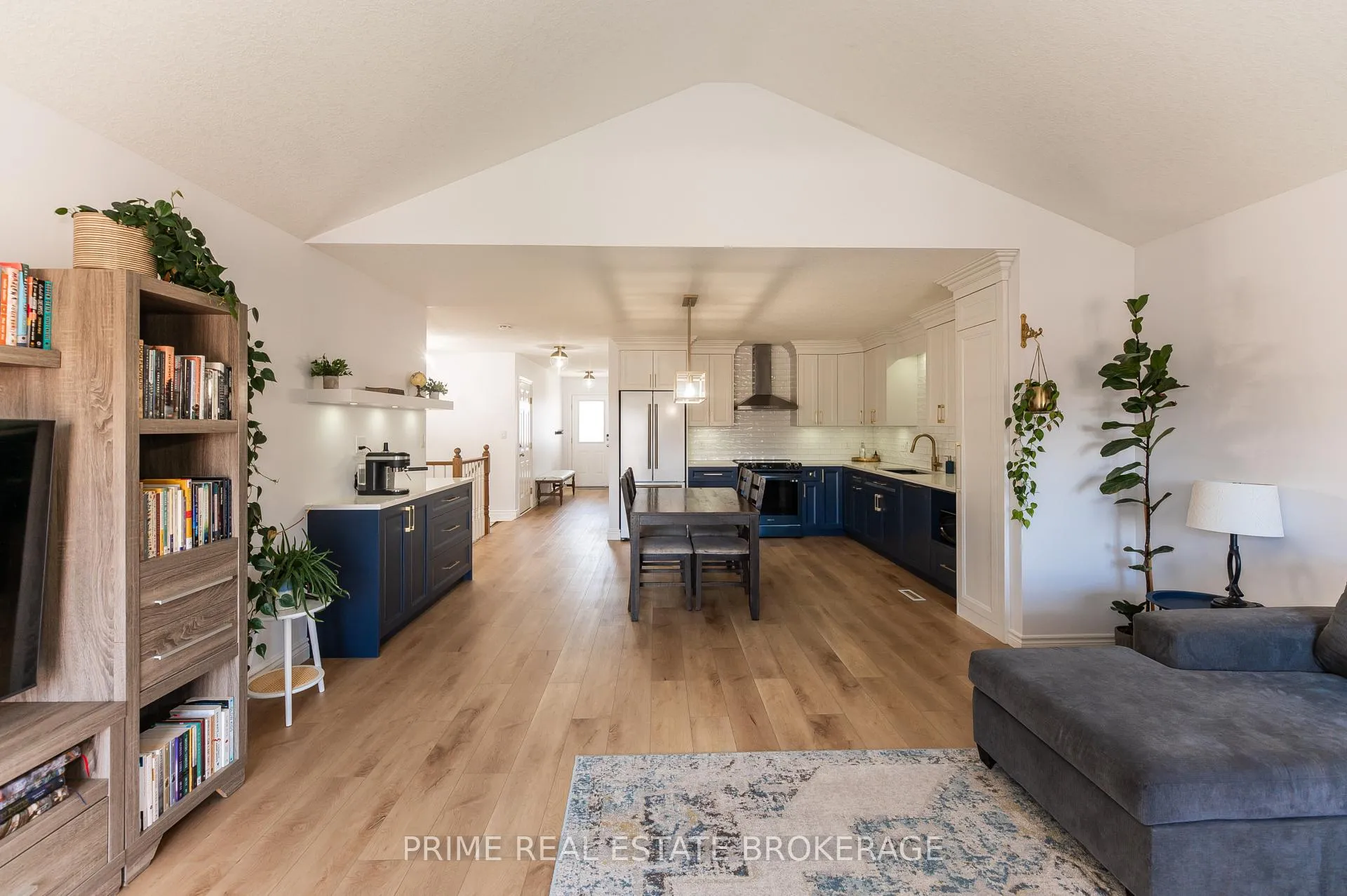 Photo 26 of 41 Pear Tree Avenue, St. Thomas — HOMEH