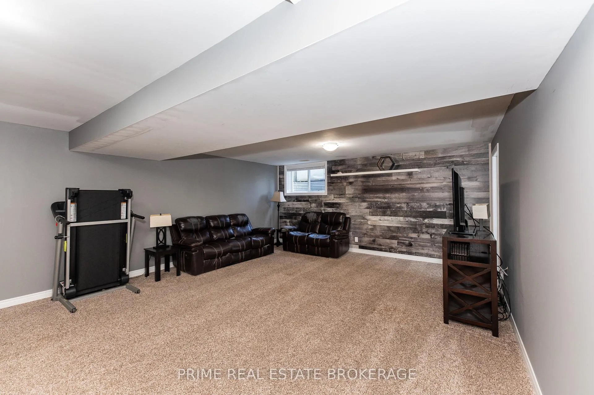 Photo 39 of 41 Pear Tree Avenue, St. Thomas — HOMEH