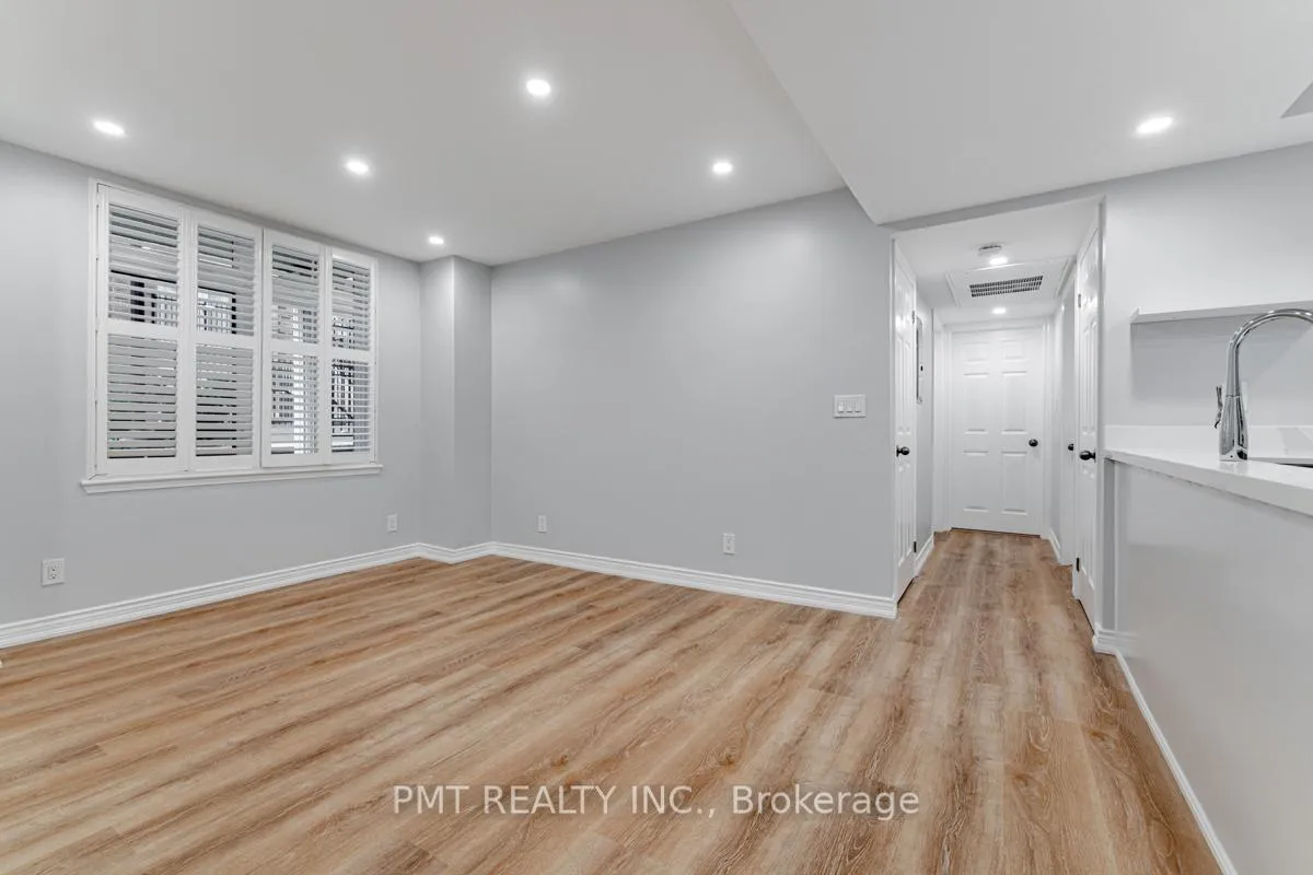 Photo 12 of Unit 26, 108 Redpath Avenue W, Toronto, Mount Pleasant West — HOMEH