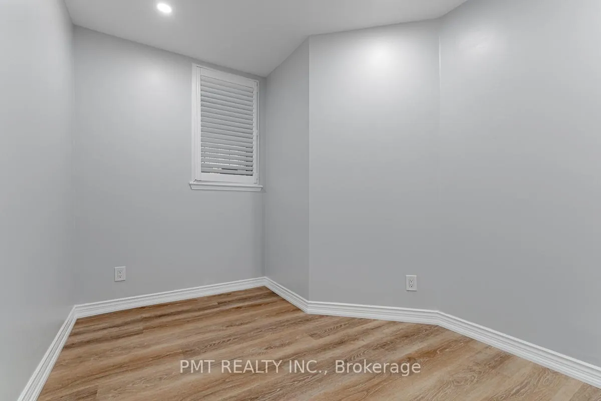 Photo 13 of Unit 26, 108 Redpath Avenue W, Toronto, Mount Pleasant West — HOMEH