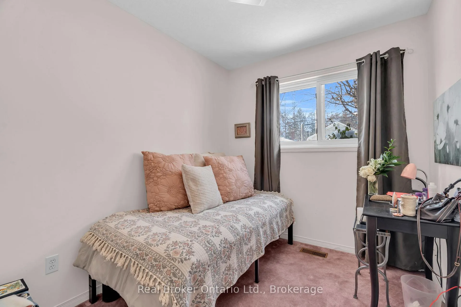 Photo 20 of 50 South Drive, Kitchener, St. Marys Hospital — HOMEH