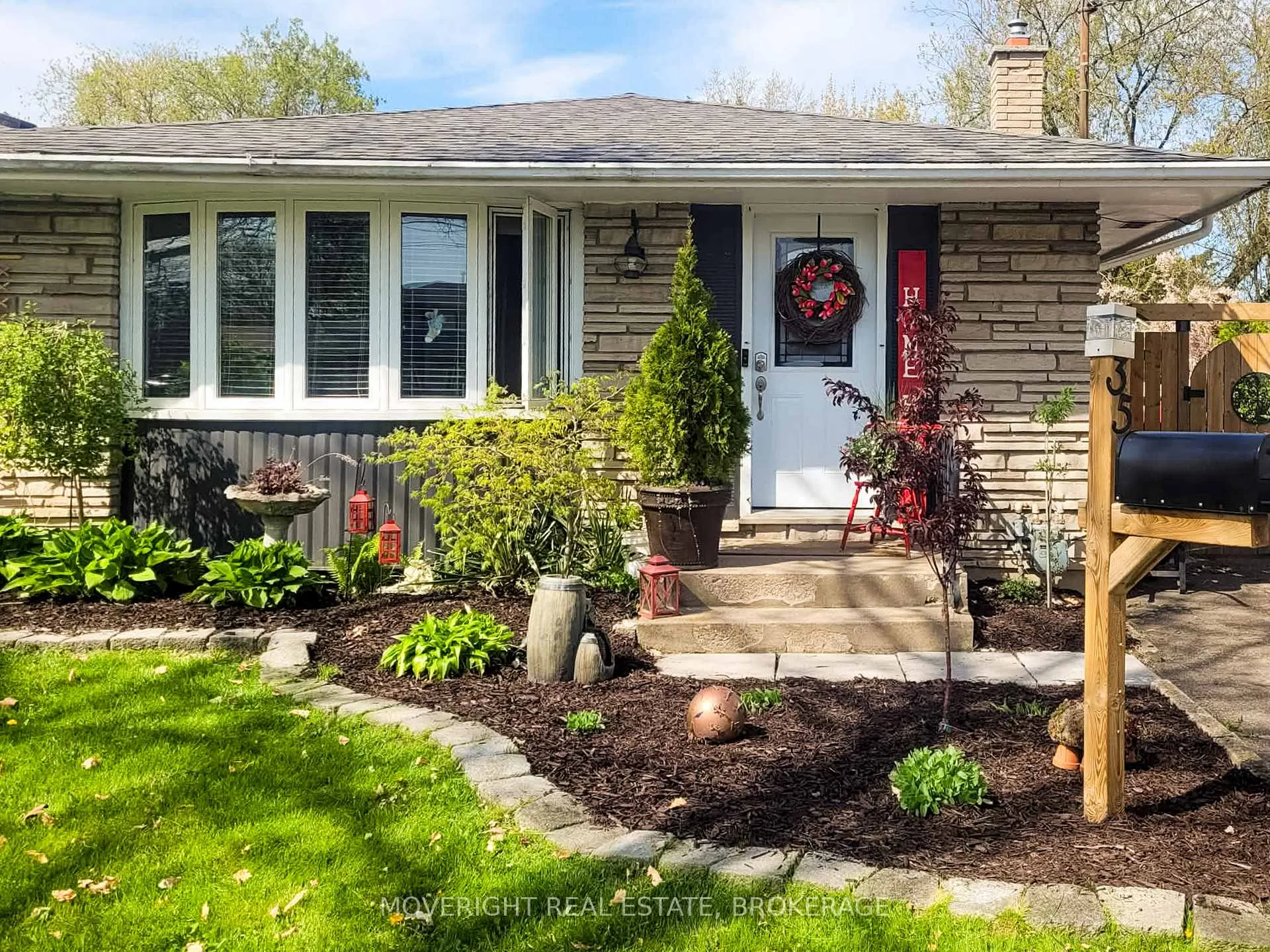 Photo 1 of 35 Cypress Street, St. Catharines, Lakeport — HOMEH