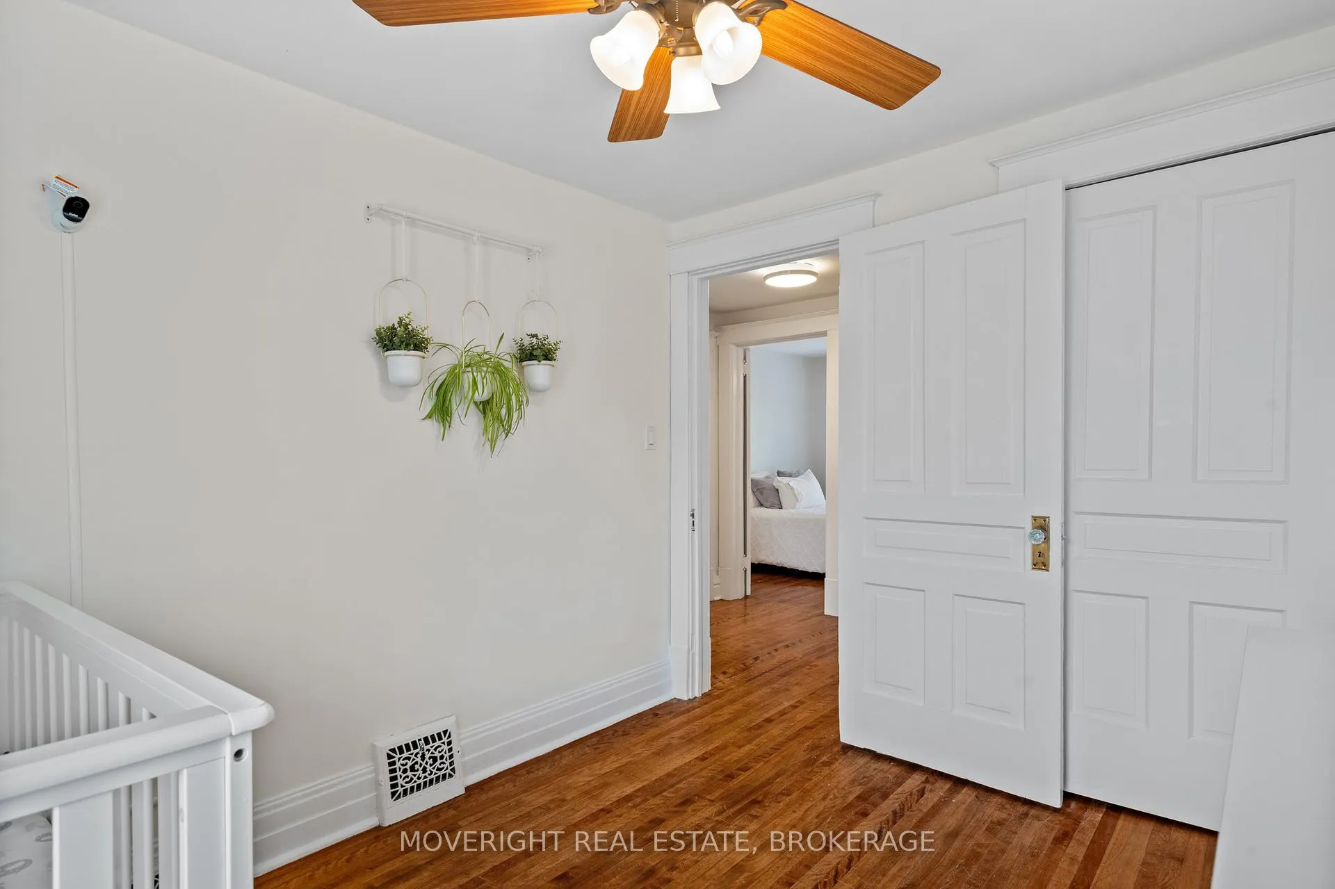 Photo 26 of 6 Gibson Place, St. Catharines, Downtown — HOMEH