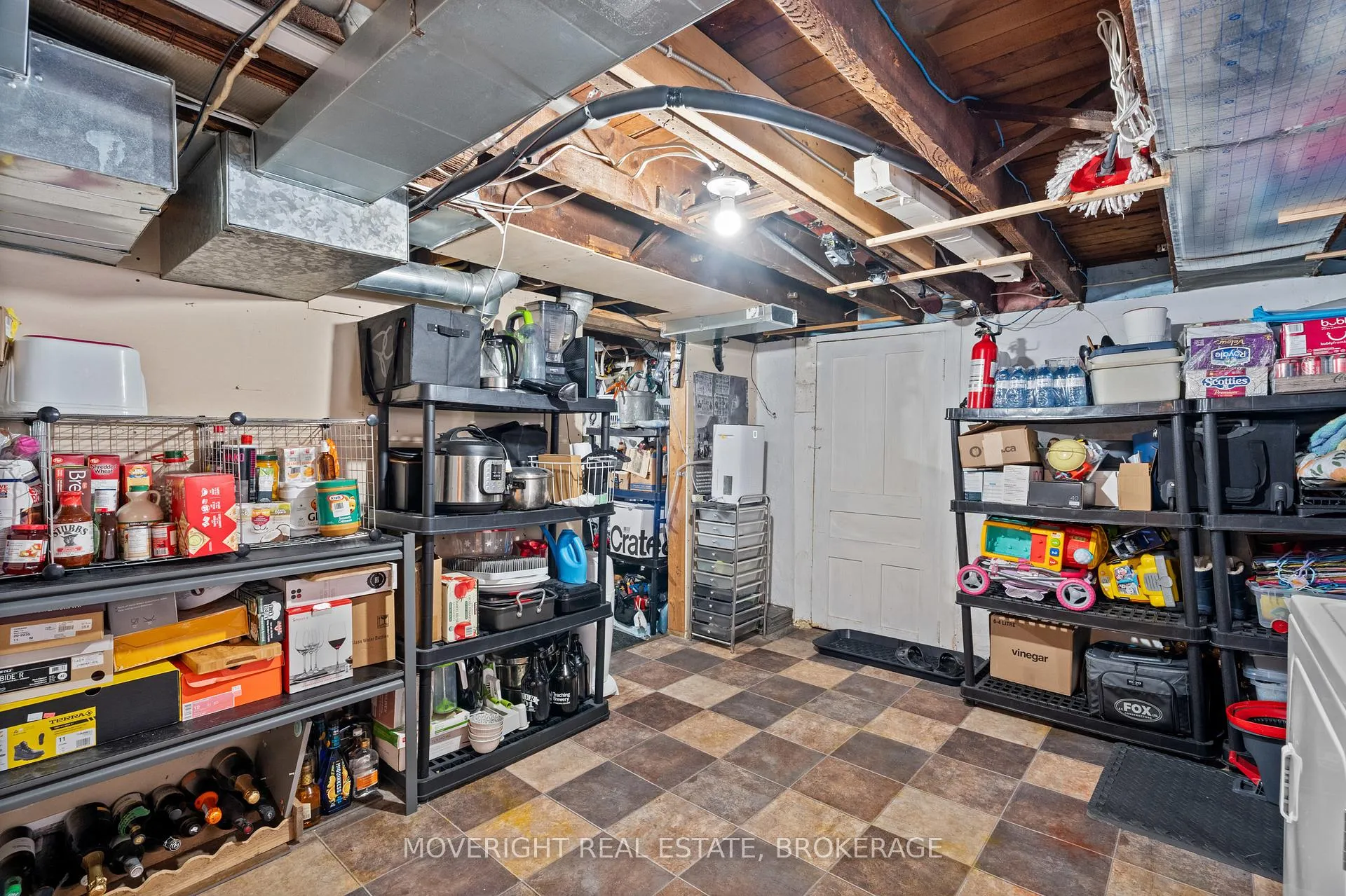 Photo 33 of 6 Gibson Place, St. Catharines, Downtown — HOMEH