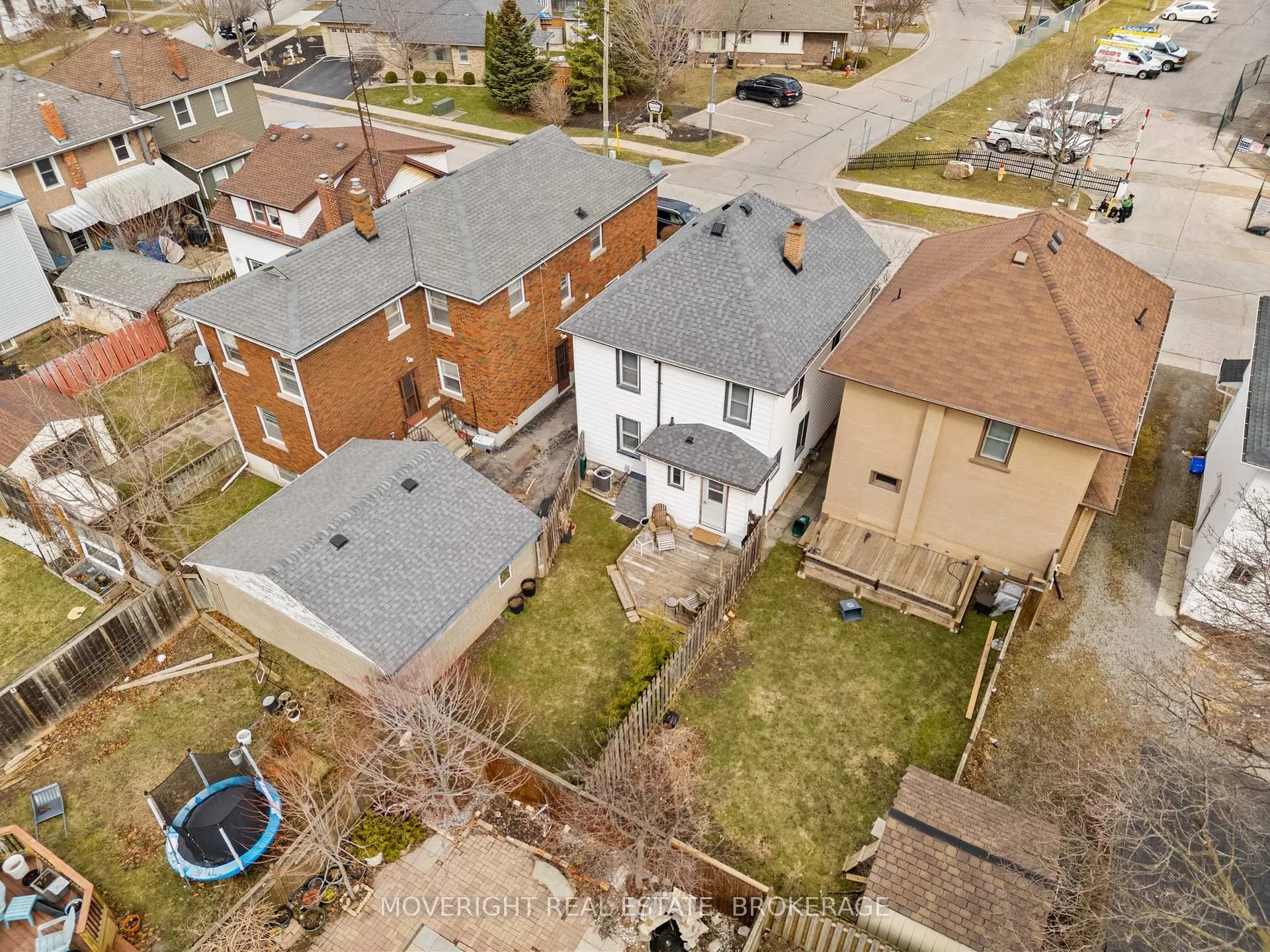Photo 42 of 6 Gibson Place, St. Catharines, Downtown — HOMEH
