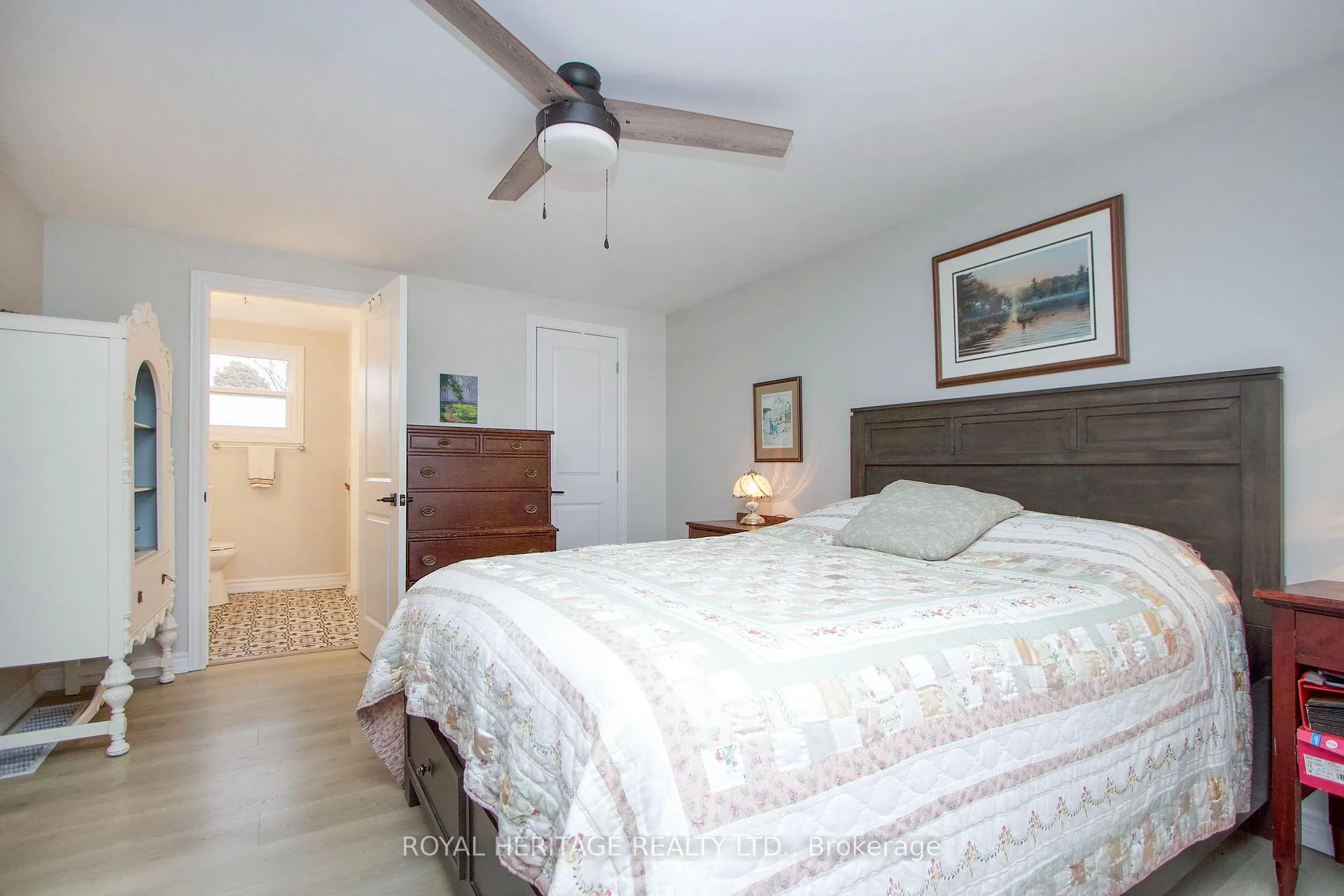 Photo 23 of 40 Bluffs Road, Clarington, Bowmanville — HOMEH