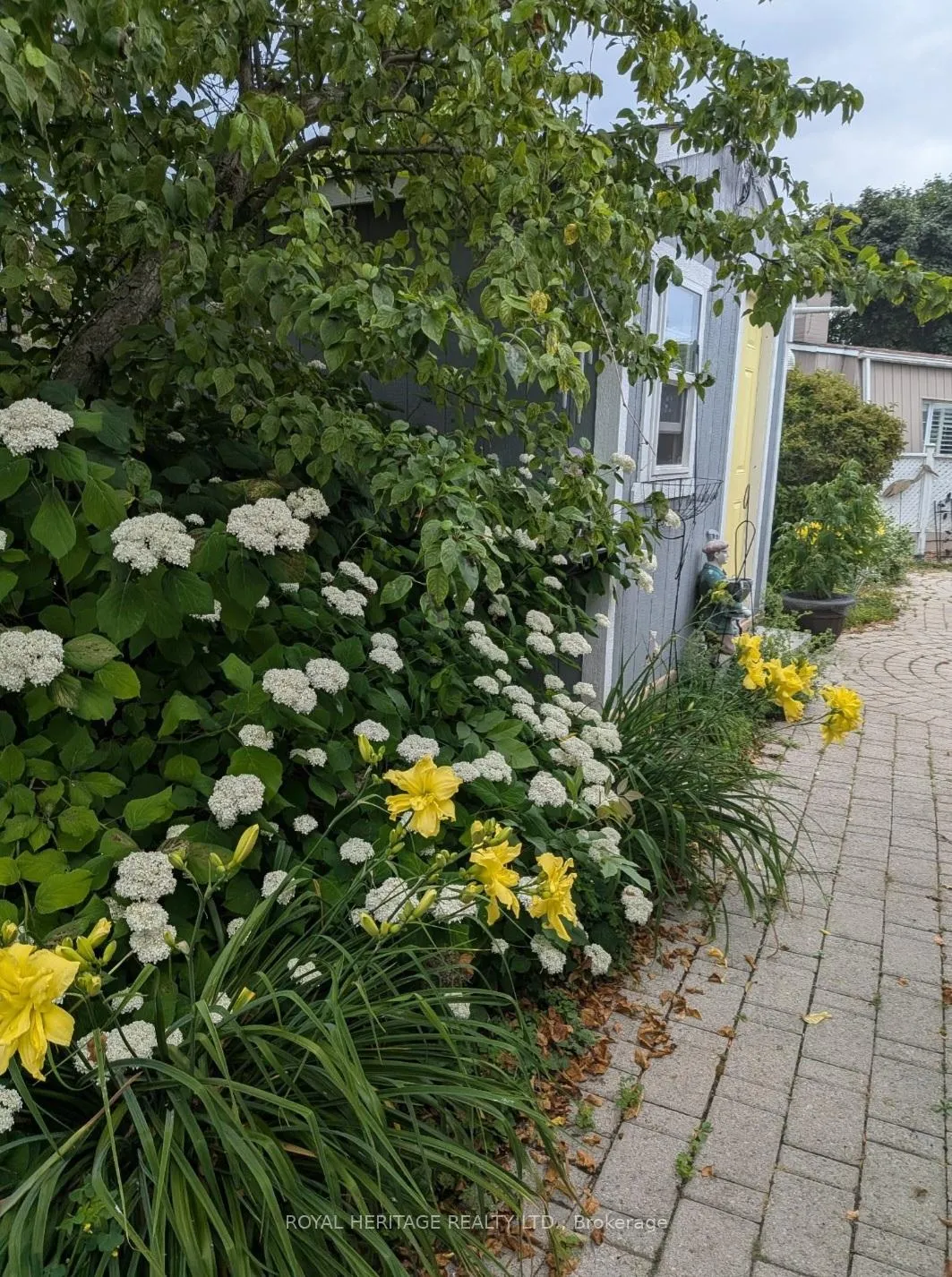 Photo 37 of 40 Bluffs Road, Clarington, Bowmanville — HOMEH