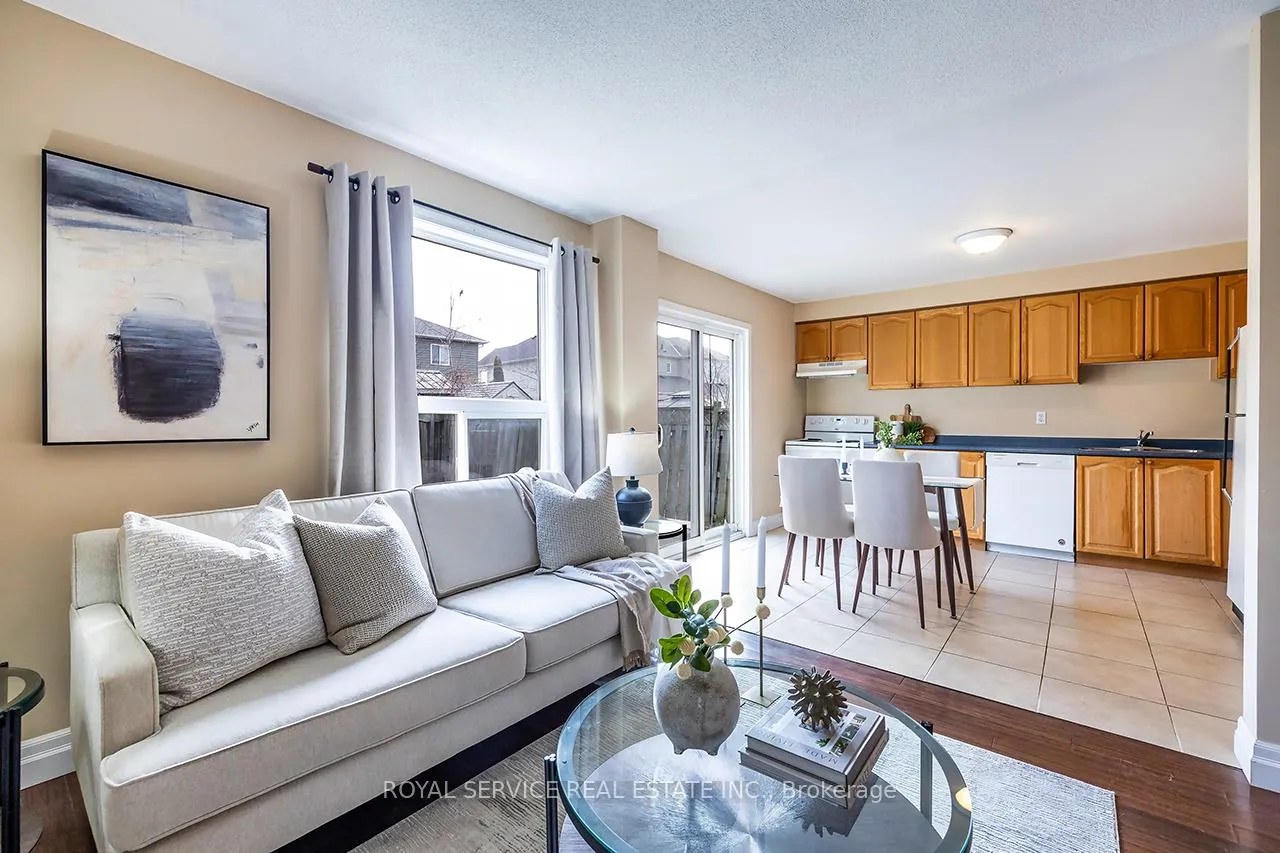Photo 11 of 56 Beacham Crescent, Clarington, Newcastle — HOMEH
