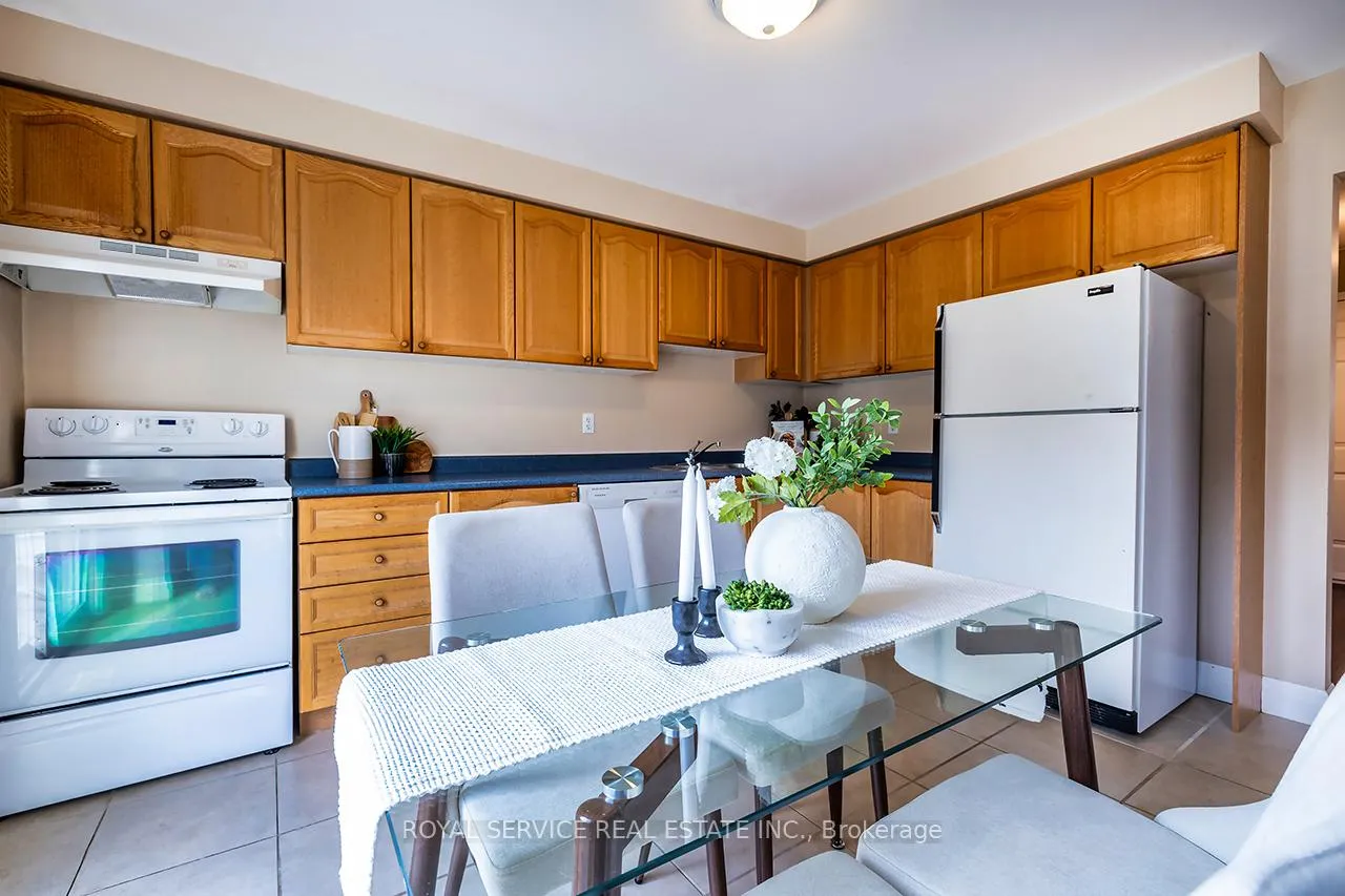Photo 15 of 56 Beacham Crescent, Clarington, Newcastle — HOMEH