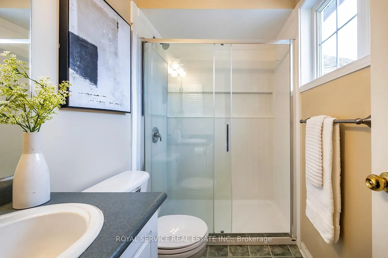 Photo 21 of 56 Beacham Crescent, Clarington, Newcastle — HOMEH