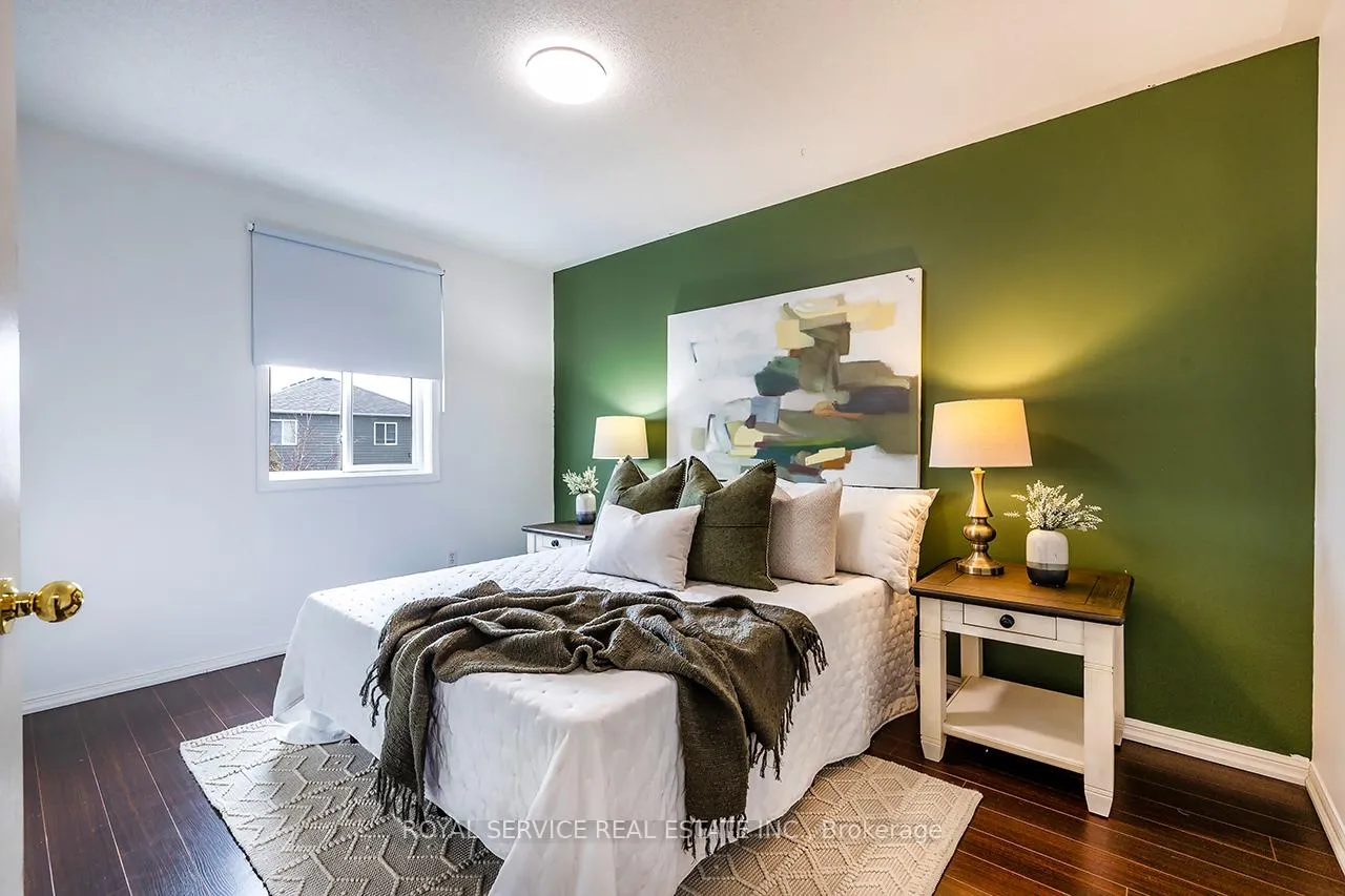 Photo 24 of 56 Beacham Crescent, Clarington, Newcastle — HOMEH