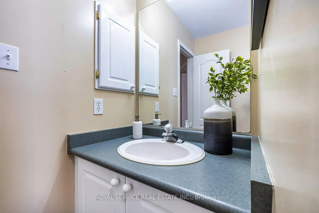 Photo 27 of 56 Beacham Crescent, Clarington, Newcastle — HOMEH