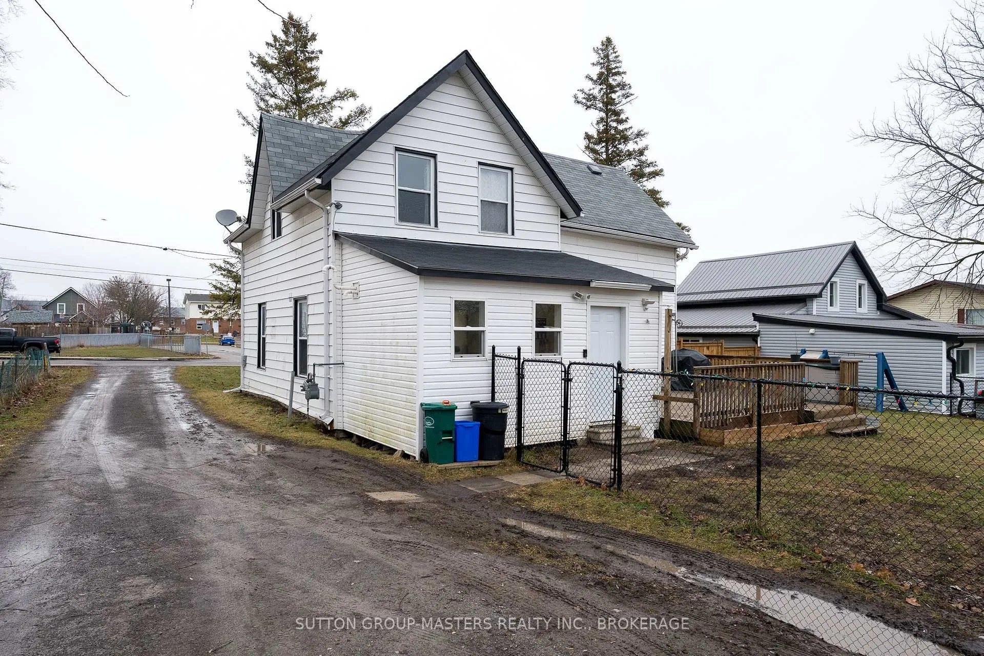 Photo 43 of 71 Brant Street, Deseronto, Deseronto (Town) — HOMEH