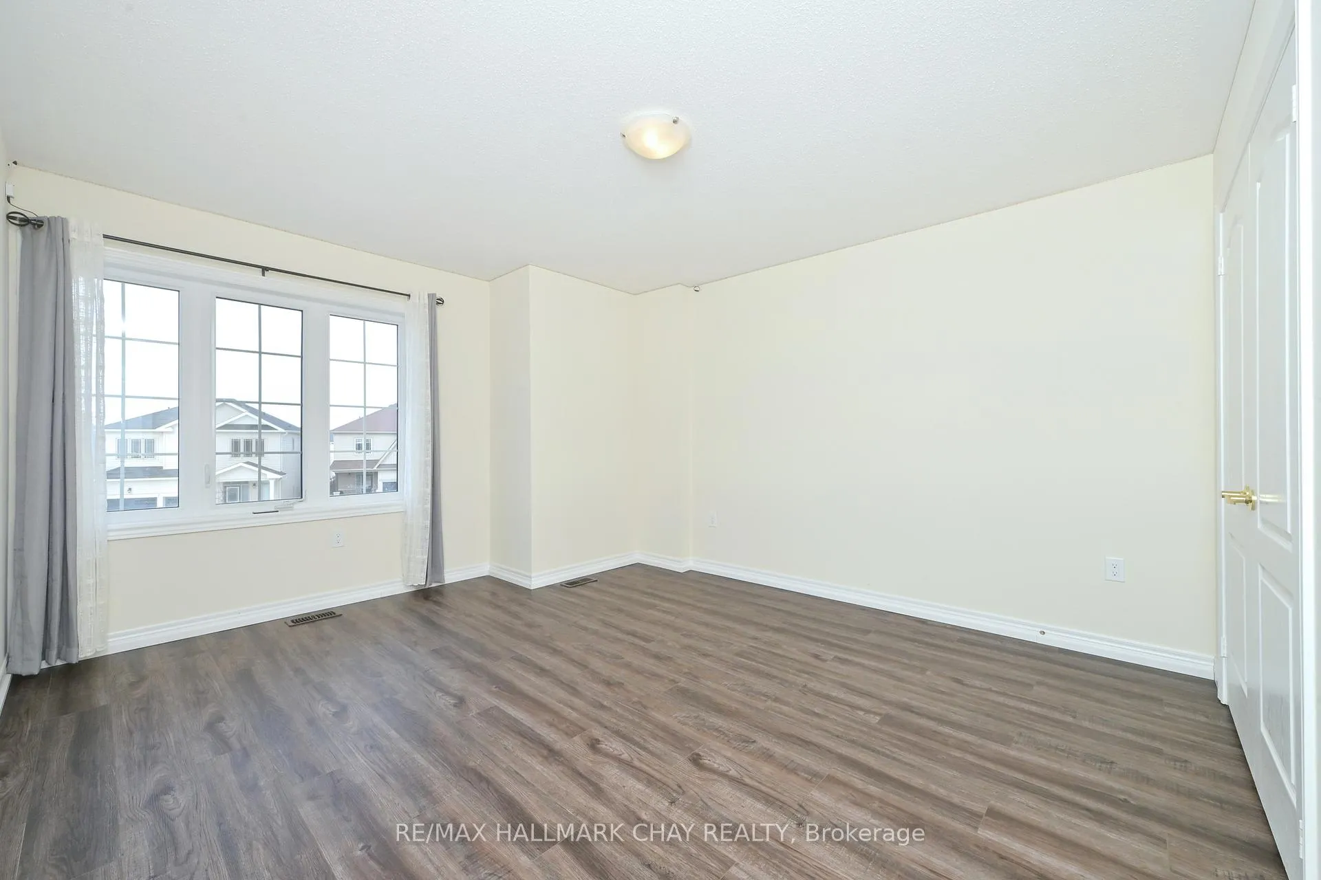 Photo 20 of 25 Mandley Street, Essa, Angus — HOMEH
