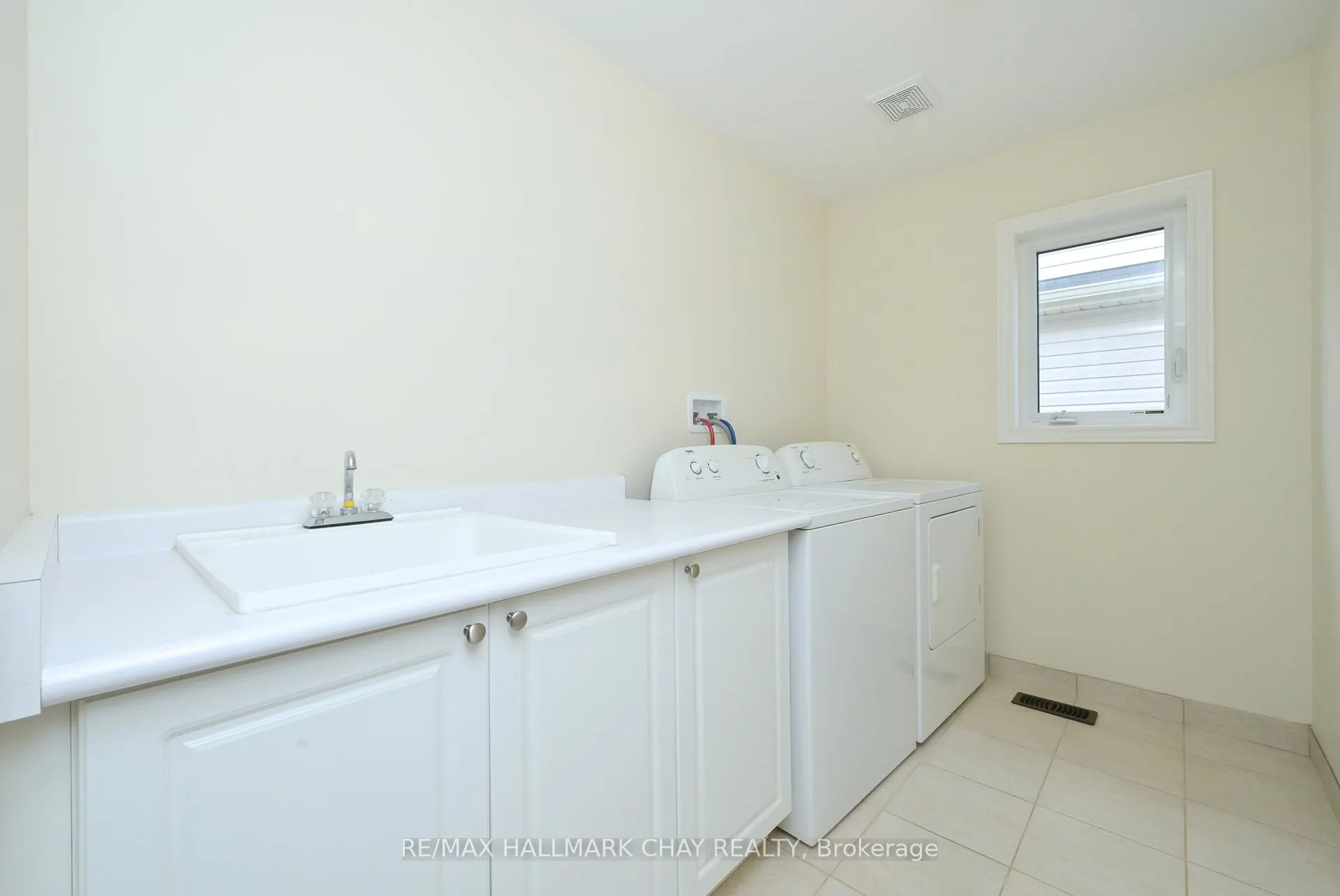 Photo 22 of 25 Mandley Street, Essa, Angus — HOMEH