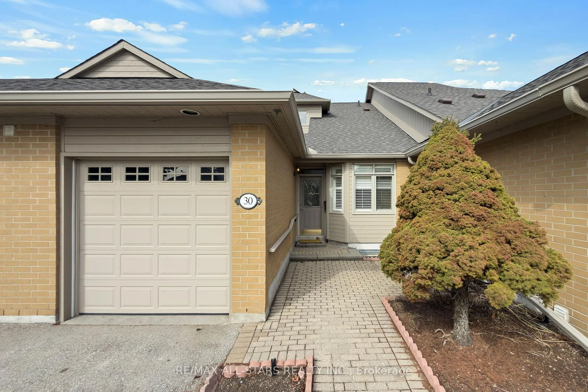 Photo 1 of 30 Blue Heron Beach Way, Markham, Greensborough — HOMEH