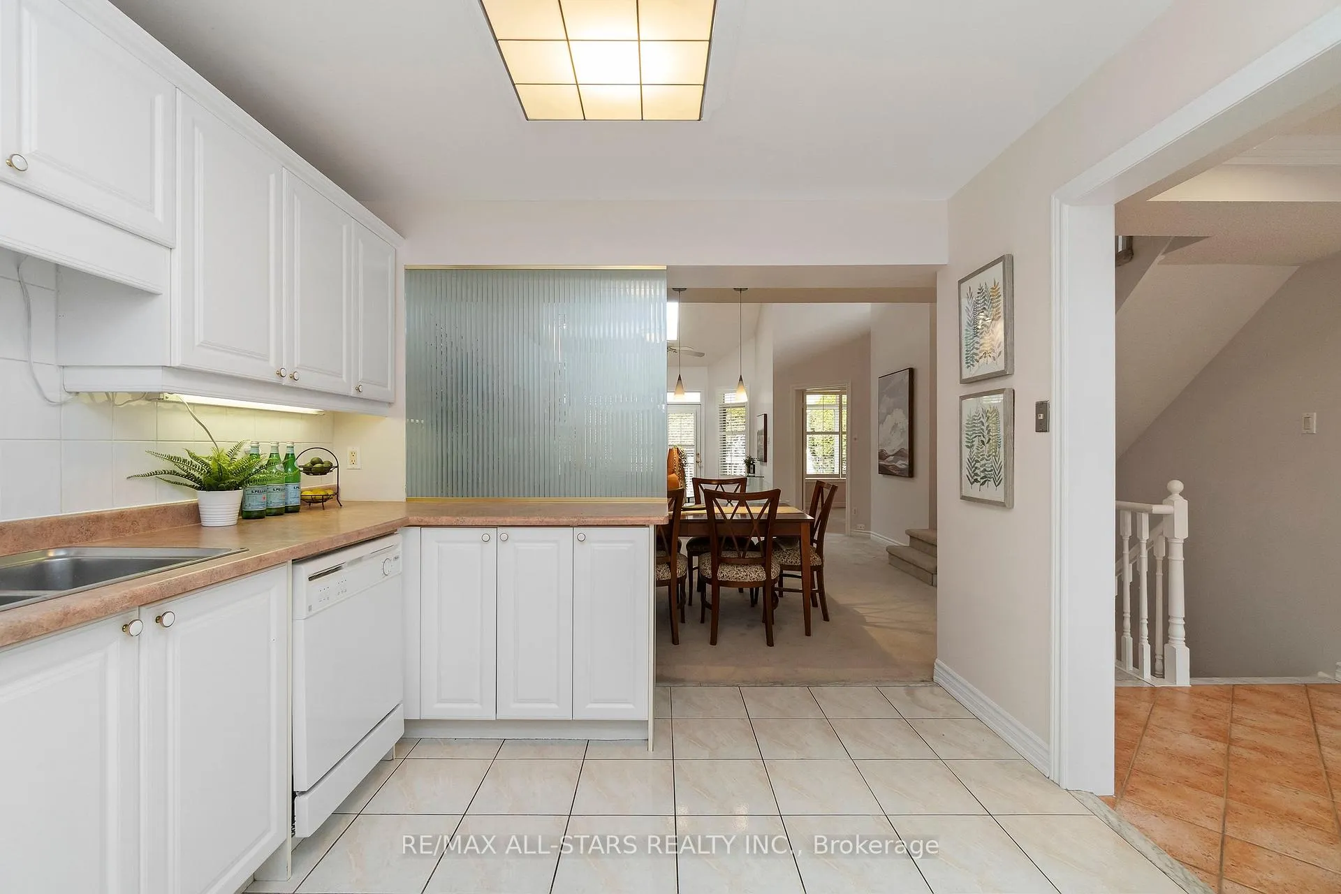 Photo 10 of 30 Blue Heron Beach Way, Markham, Greensborough — HOMEH