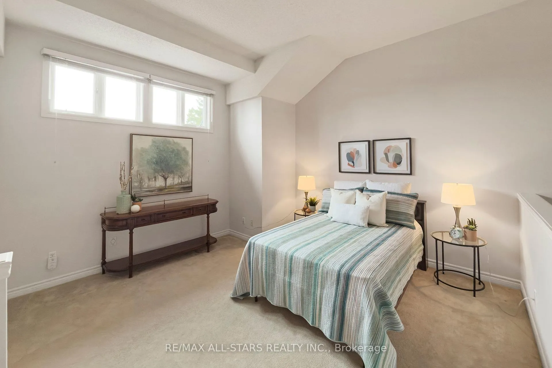 Photo 31 of 30 Blue Heron Beach Way, Markham, Greensborough — HOMEH