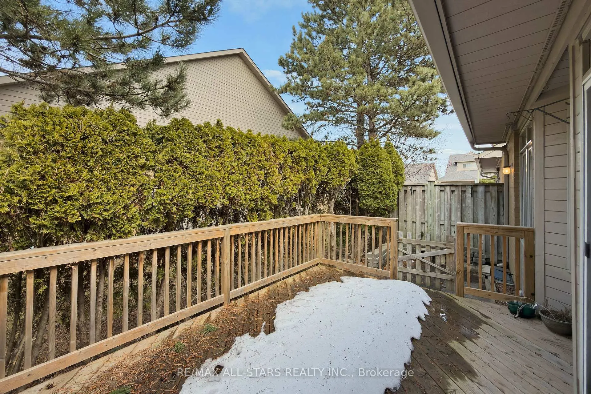 Photo 43 of 30 Blue Heron Beach Way, Markham, Greensborough — HOMEH