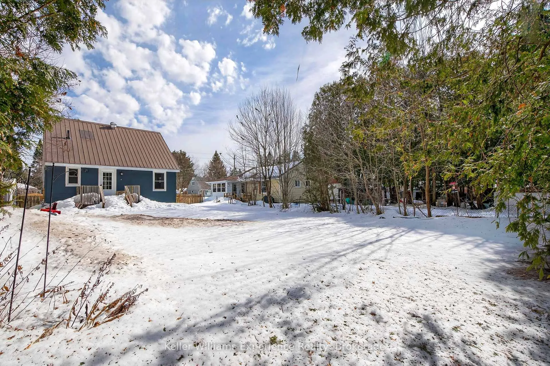 Photo 26 of 14 Aubrey Street, Bracebridge, Macaulay — HOMEH