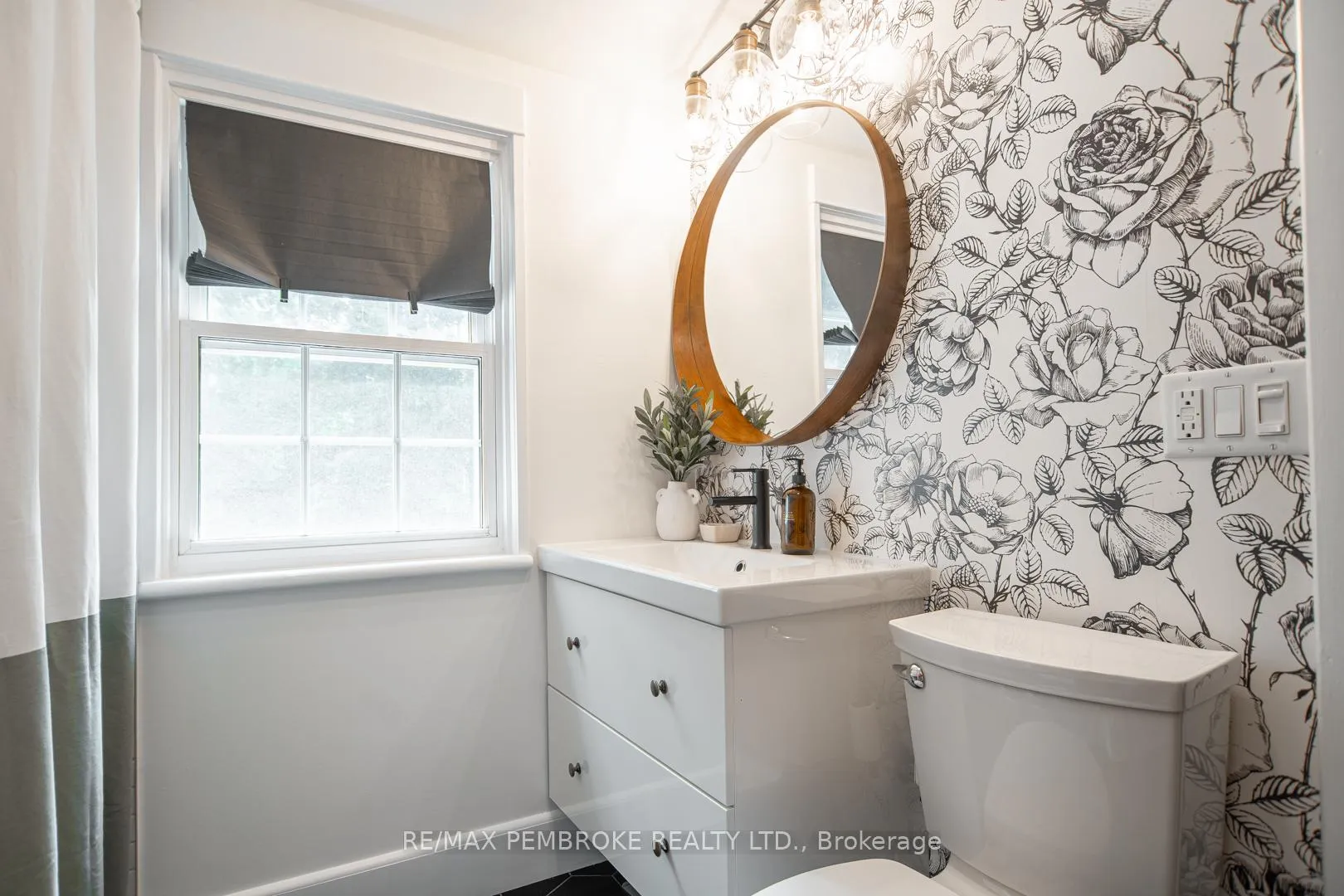 Photo 23 of 332 Esther Street, Pembroke — HOMEH