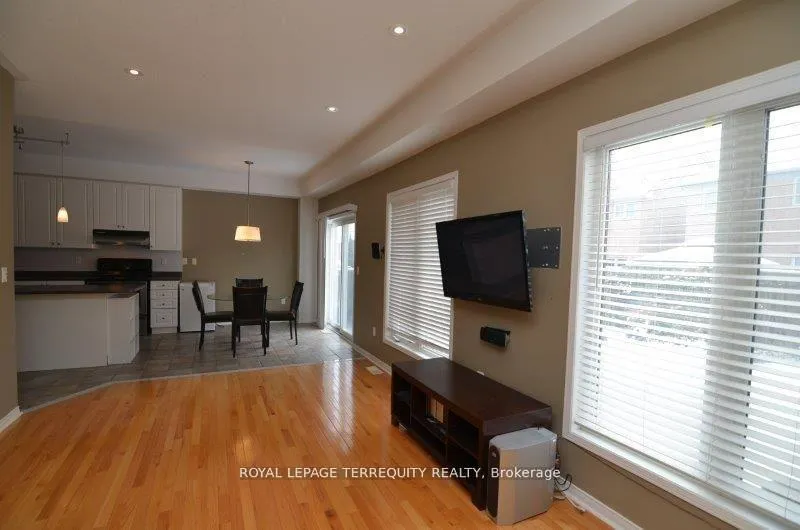 Photo 16 of 5 Wilcliff Court, Markham, Greensborough — HOMEH