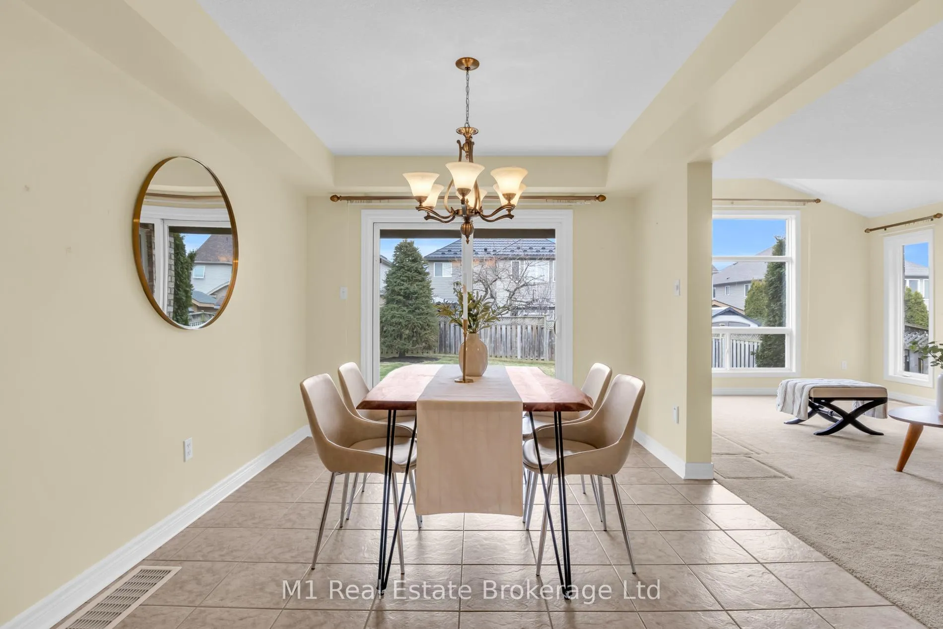 Photo 13 of 33 Hilltop Road, Guelph, Victoria North — HOMEH