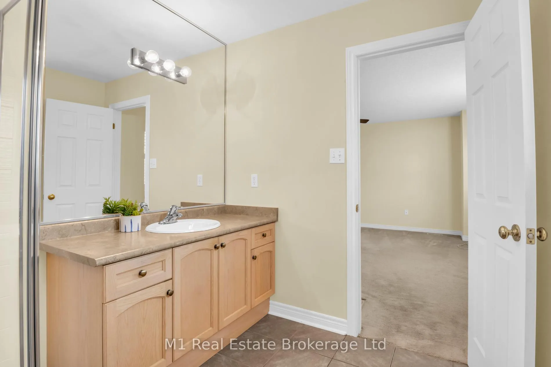 Photo 25 of 33 Hilltop Road, Guelph, Victoria North — HOMEH