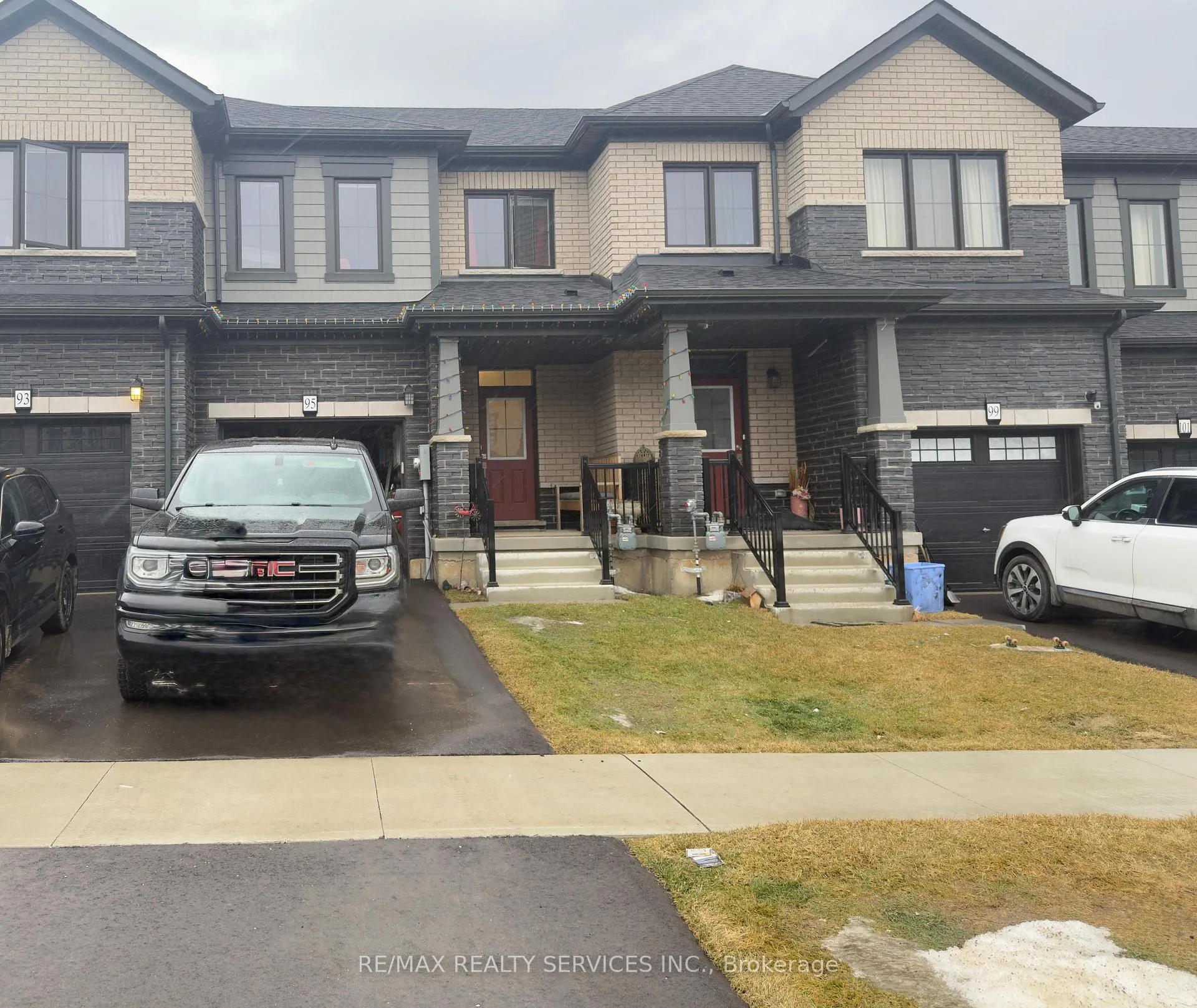 Photo 1 of 95 Granville Crescent, Haldimand — HOMEH