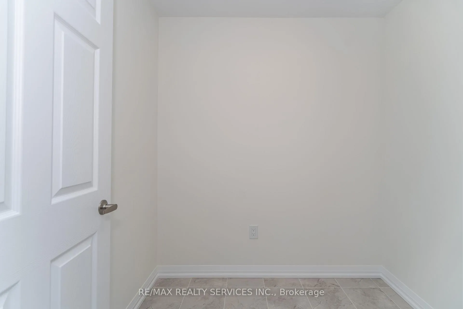 Photo 43 of 95 Granville Crescent, Haldimand — HOMEH