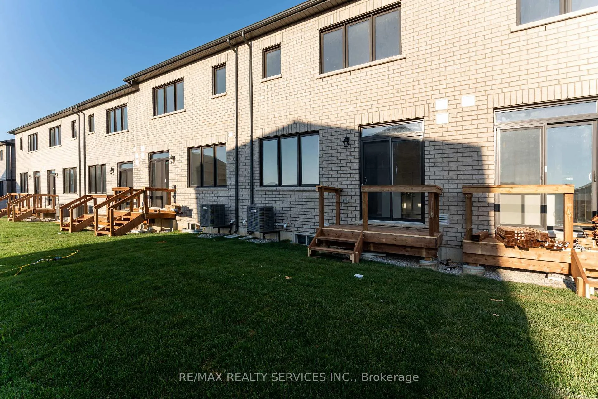 Photo 47 of 95 Granville Crescent, Haldimand — HOMEH