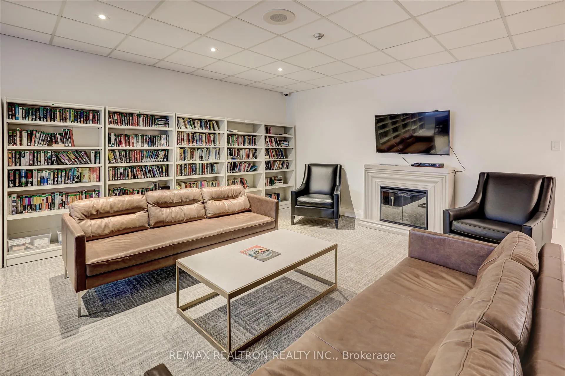 Photo 18 of Unit 100, 7 Townsgate Drive, Vaughan, Crestwood-Springfarm-Yorkhill — HOMEH