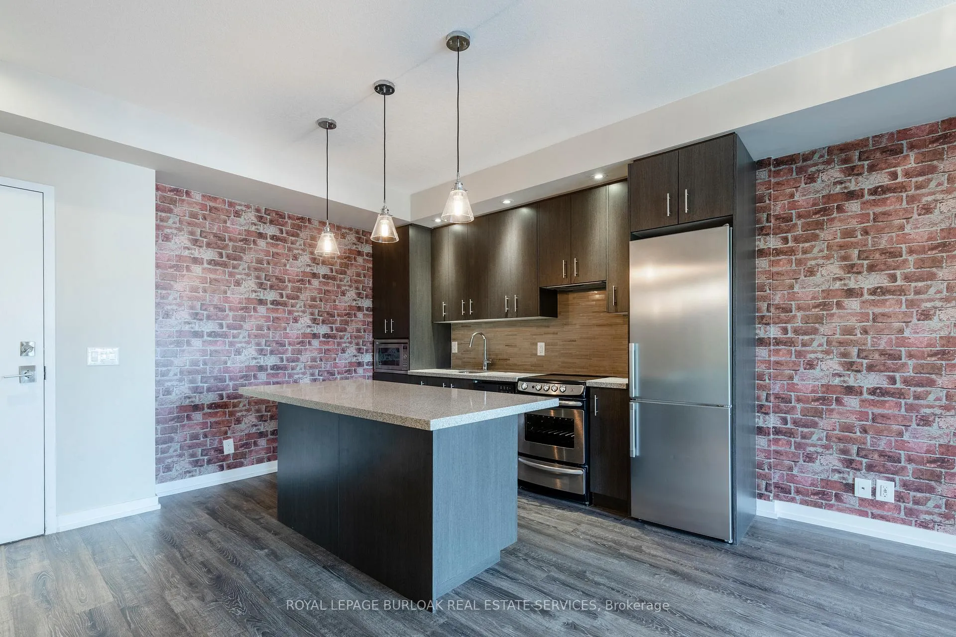 Photo 4 of Unit 224, 457 Plains Road E, Burlington, LaSalle — HOMEH