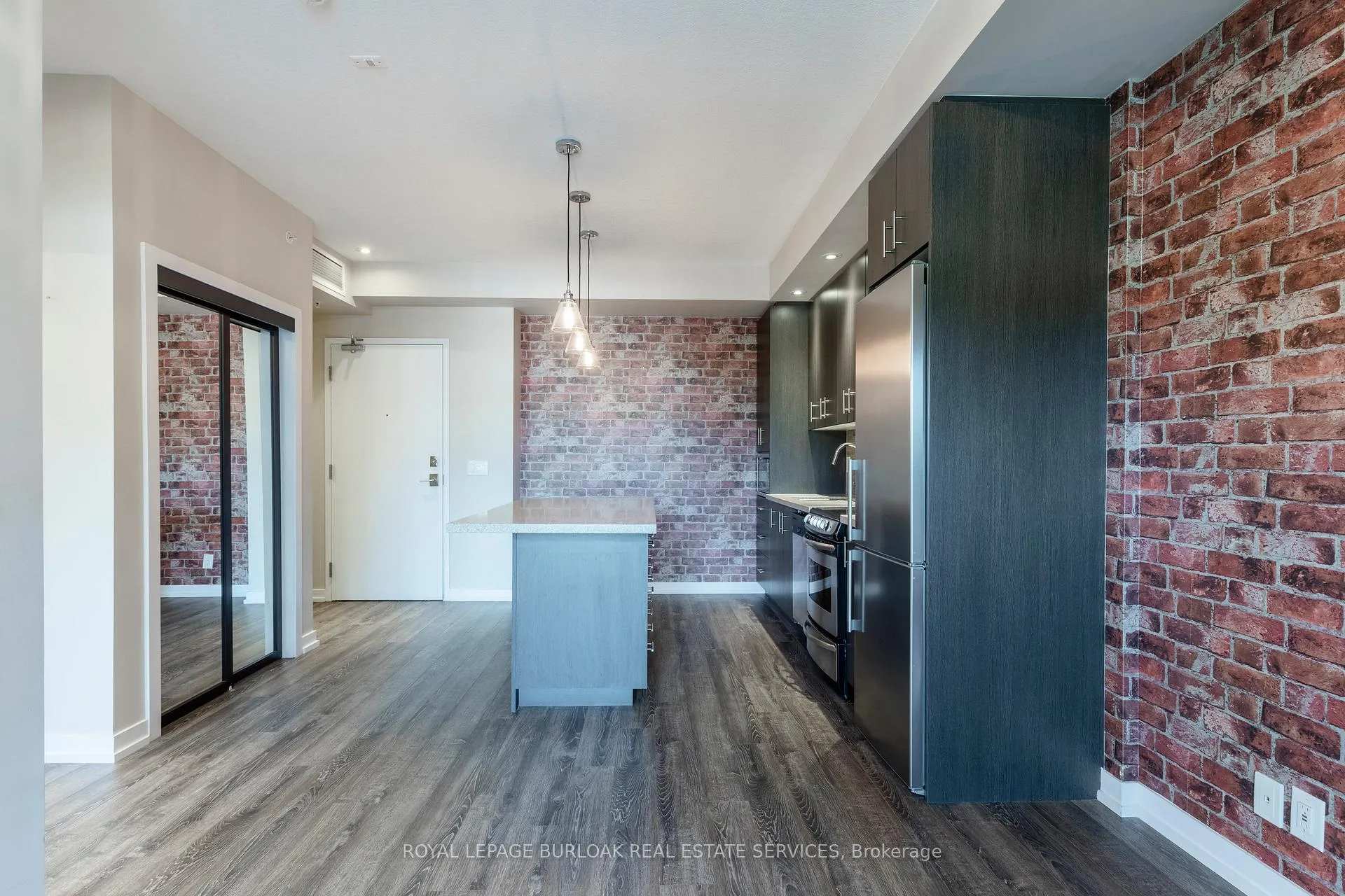 Photo 5 of Unit 224, 457 Plains Road E, Burlington, LaSalle — HOMEH
