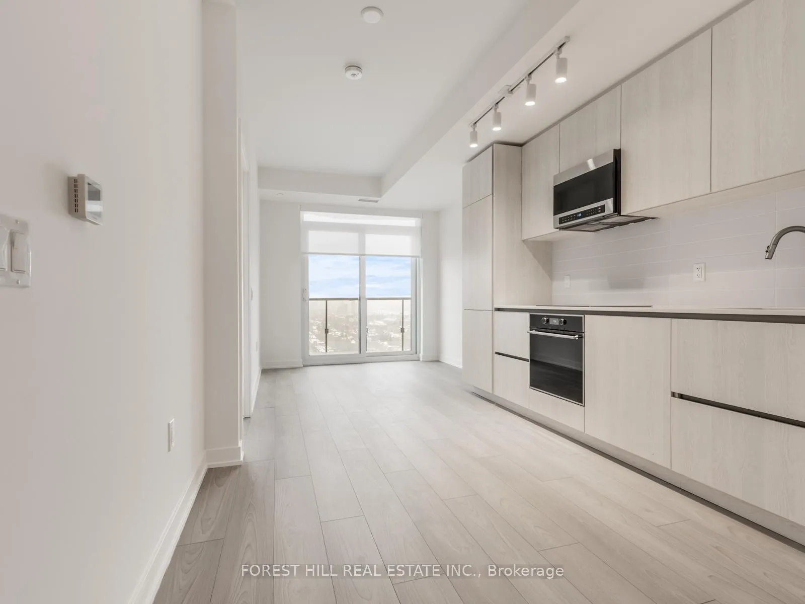 Photo 7 of Unit 1910S, 110 Broadway Avenue, Toronto, Mount Pleasant West — HOMEH