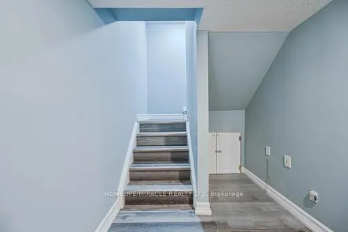 Photo 36 of 190 Deepsprings Crescent, Vaughan, Vellore Village — HOMEH