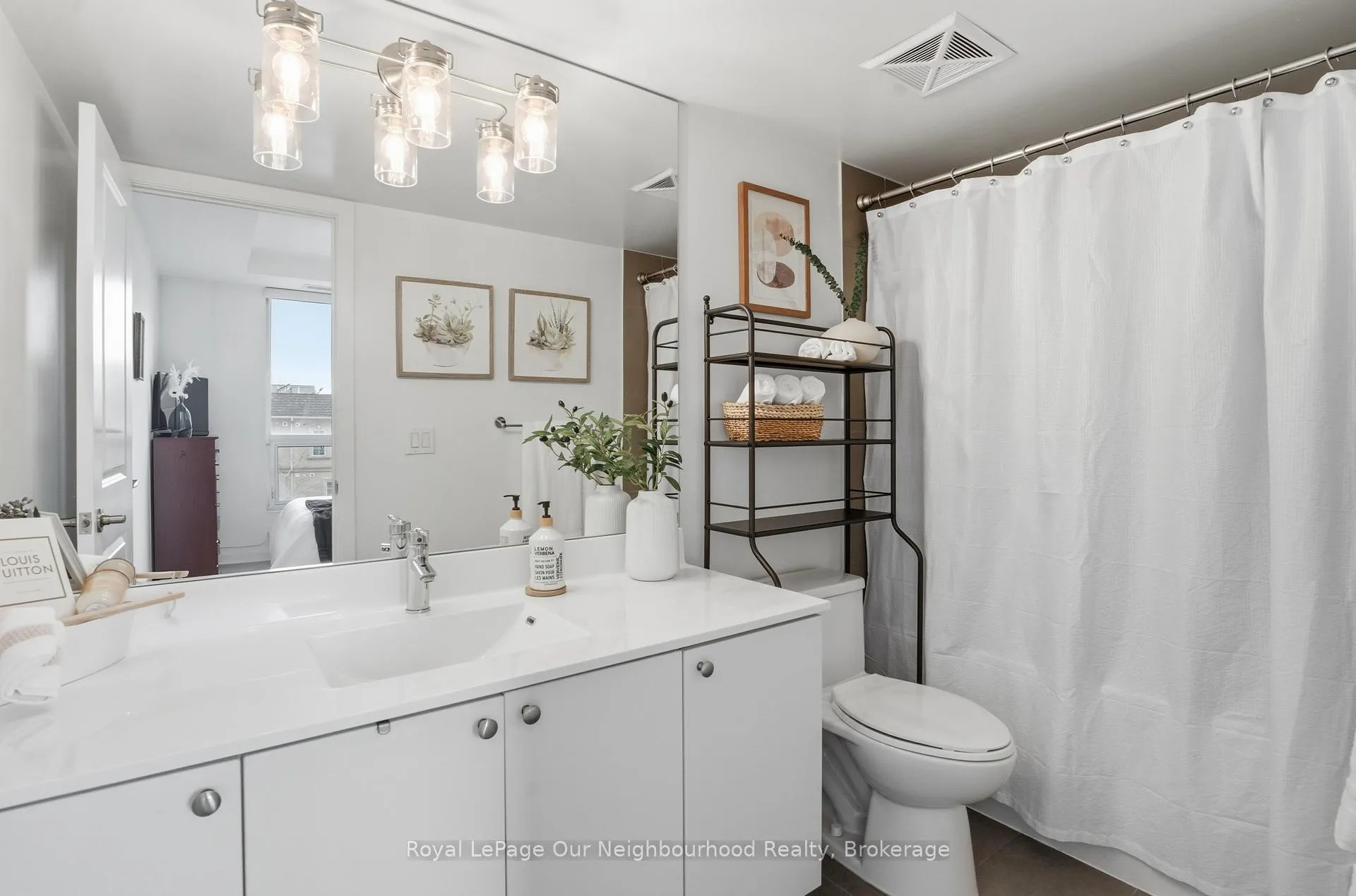Photo 12 of Unit 301, 1235 Bayly Street, Pickering, Bay Ridges — HOMEH