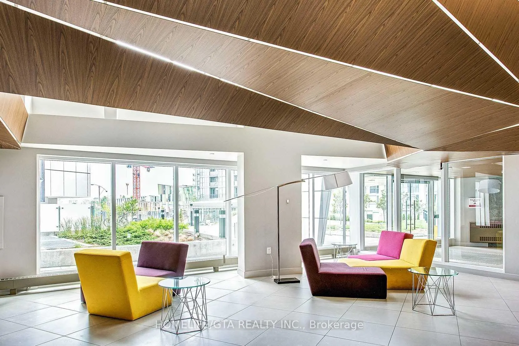 Photo 10 of Unit 1608, 85 Queens Wharf Road, Toronto, Waterfront Communities — HOMEH