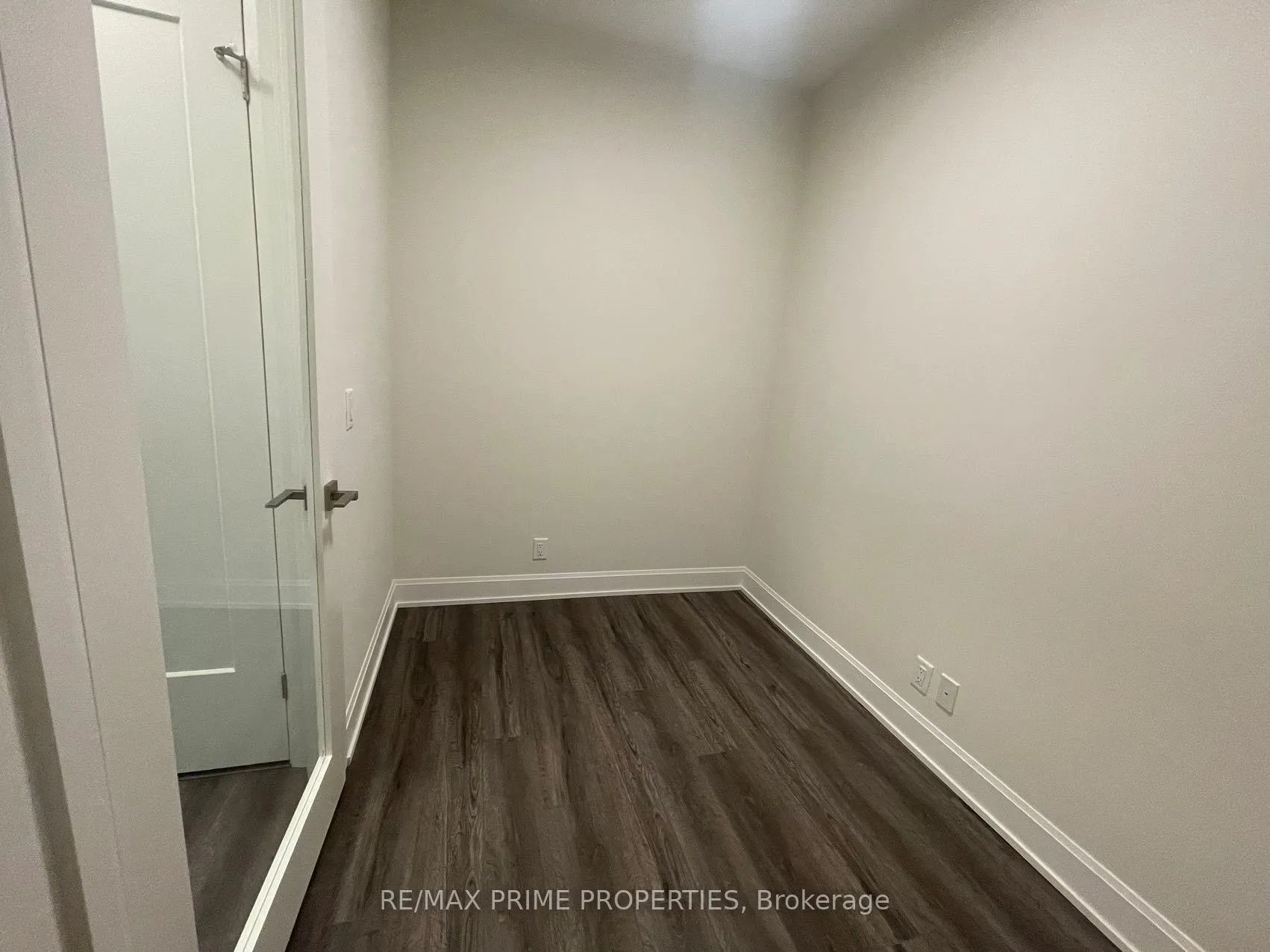 Photo 3 of Unit 2611, 8 Water Walk Drive, Markham, Unionville — HOMEH